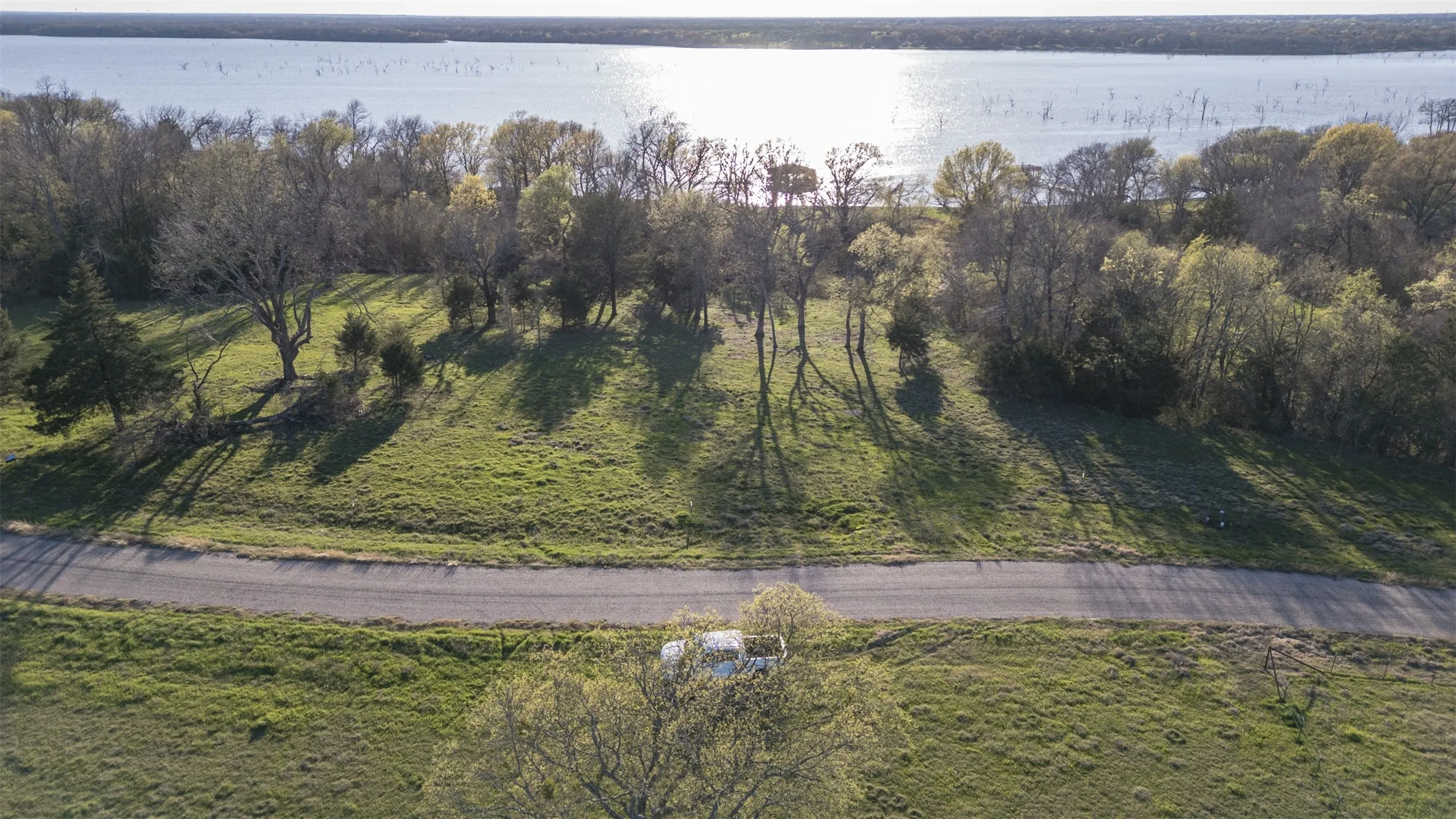 Unimproved Land For Sale in Hunt County , 2077 Bluffview Lane, Lone Oak, Texas 75453, 0, 0, Garage spaces, 0 Sqft, built in 0, mls#20876413, Real Estate Agent in Lone Oak, Homes For Sale in Hunt county, Homes For Sale in Lone Oak, Realtor in Lone Oak Texas, Real Estate Brokerage Independent Realty Texas, Luminita Cordes Realtor