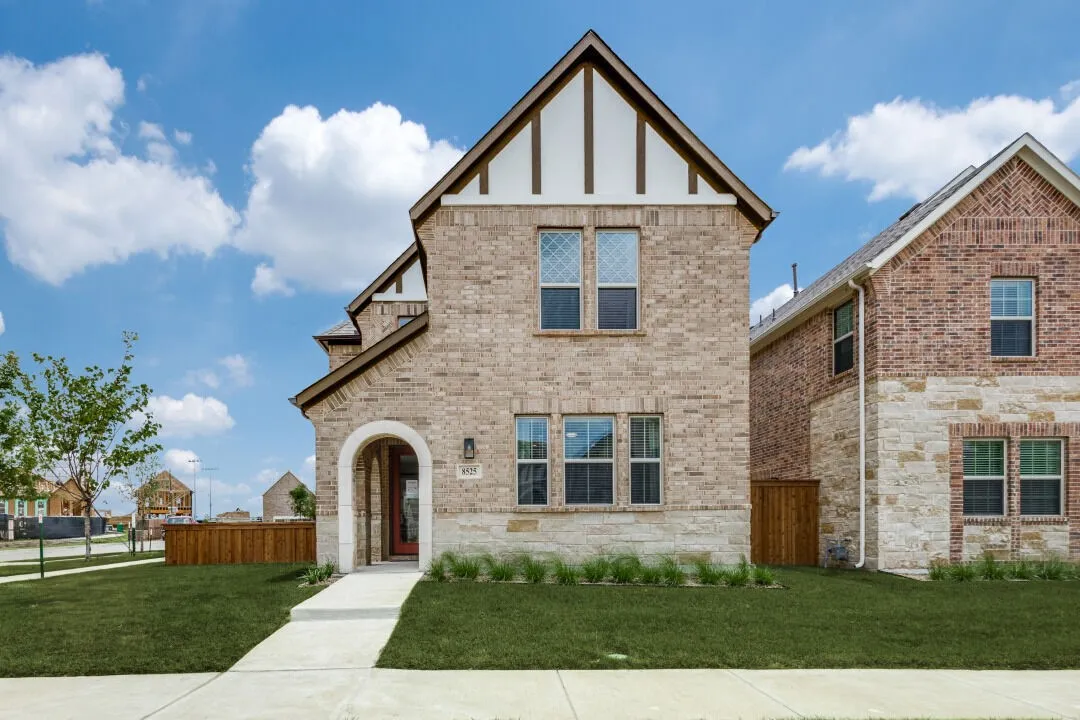 C2 Garden Floorplan Elevation 3BR 2.5BA 2099SF