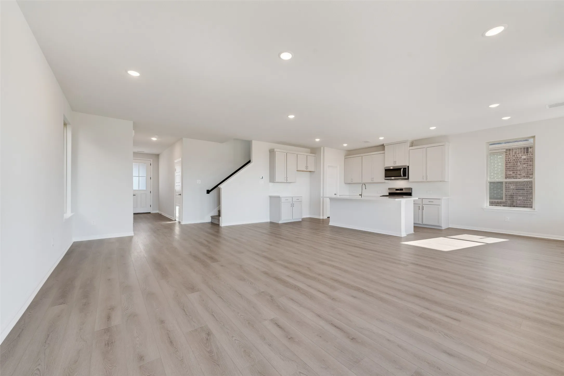 Single Family Residence For Sale in Kaufman County , 1120 Redcoat Drive, Forney, Texas 75126, 3 Bedroom, 3 Bathroom, 2 Garage spaces, 2,263 Sqft, built in 2025, New Construction - Complete, mls#20894886, Real Estate Agent in Forney, Homes For Sale in Kaufman county, Homes For Sale in Forney, Realtor in Forney Texas, Real Estate Brokerage Independent Realty Texas, Luminita Cordes Realtor