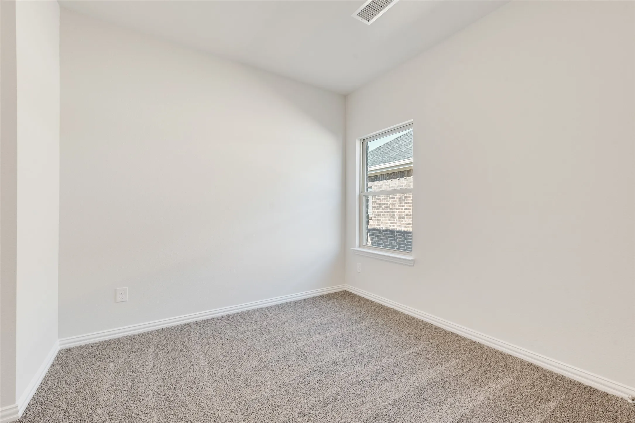 Single Family Residence For Sale in Kaufman County , 1120 Redcoat Drive, Forney, Texas 75126, 3 Bedroom, 3 Bathroom, 2 Garage spaces, 2,263 Sqft, built in 2025, New Construction - Complete, mls#20894886, Real Estate Agent in Forney, Homes For Sale in Kaufman county, Homes For Sale in Forney, Realtor in Forney Texas, Real Estate Brokerage Independent Realty Texas, Luminita Cordes Realtor