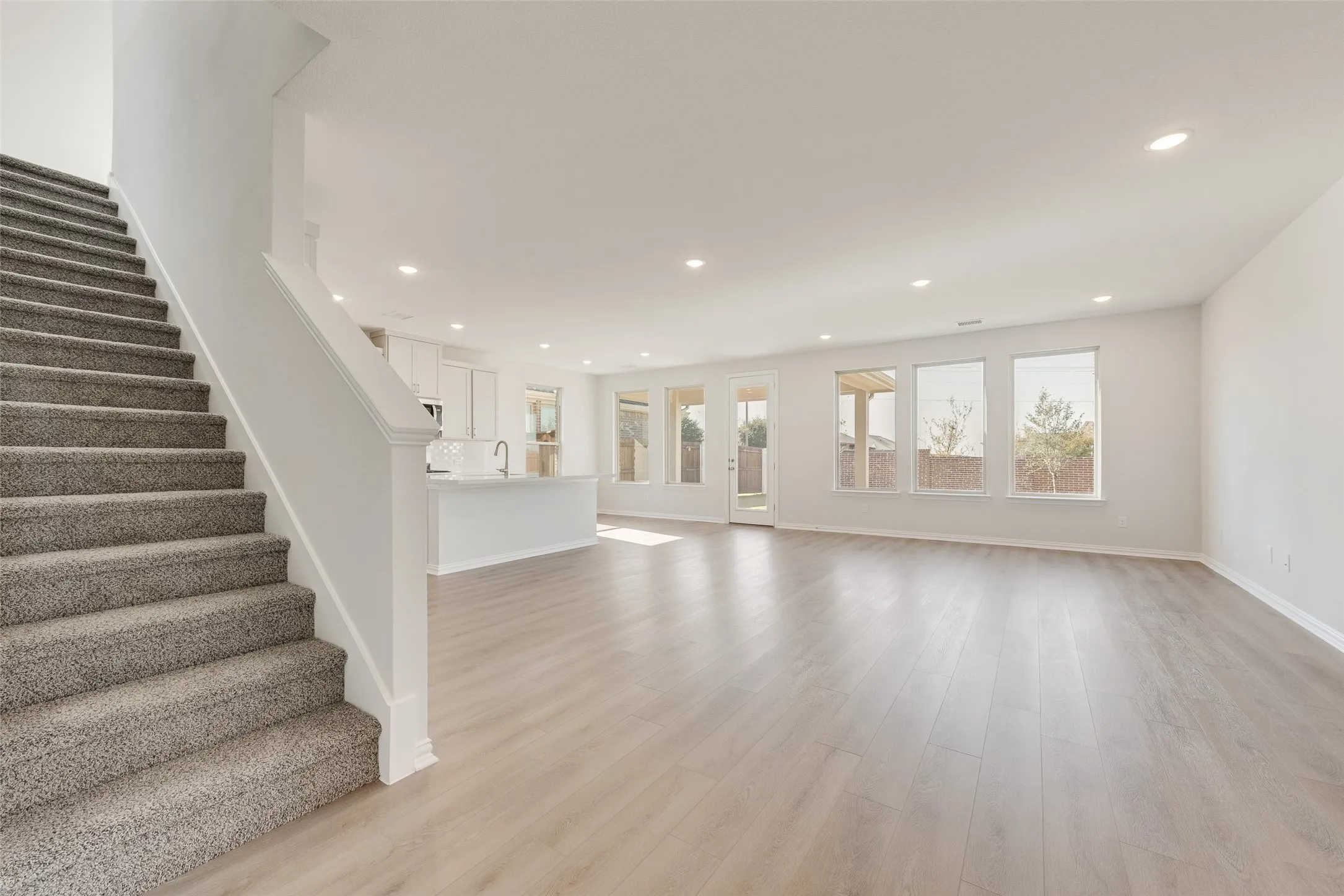 Single Family Residence For Sale in Kaufman County , 1120 Redcoat Drive, Forney, Texas 75126, 3 Bedroom, 3 Bathroom, 2 Garage spaces, 2,263 Sqft, built in 2025, New Construction - Complete, mls#20894886, Real Estate Agent in Forney, Homes For Sale in Kaufman county, Homes For Sale in Forney, Realtor in Forney Texas, Real Estate Brokerage Independent Realty Texas, Luminita Cordes Realtor