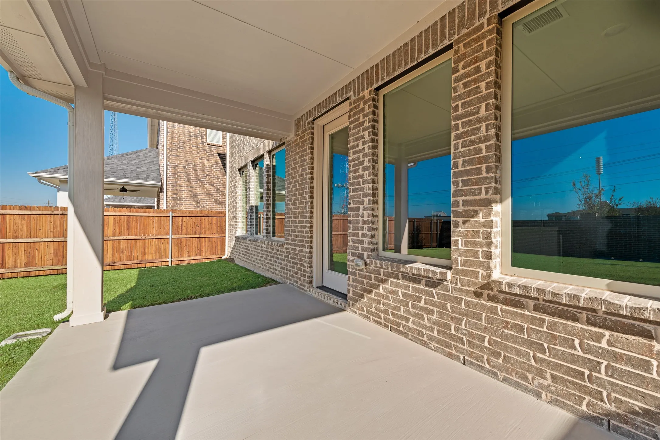 Single Family Residence For Sale in Kaufman County , 1120 Redcoat Drive, Forney, Texas 75126, 3 Bedroom, 3 Bathroom, 2 Garage spaces, 2,263 Sqft, built in 2025, New Construction - Complete, mls#20894886, Real Estate Agent in Forney, Homes For Sale in Kaufman county, Homes For Sale in Forney, Realtor in Forney Texas, Real Estate Brokerage Independent Realty Texas, Luminita Cordes Realtor