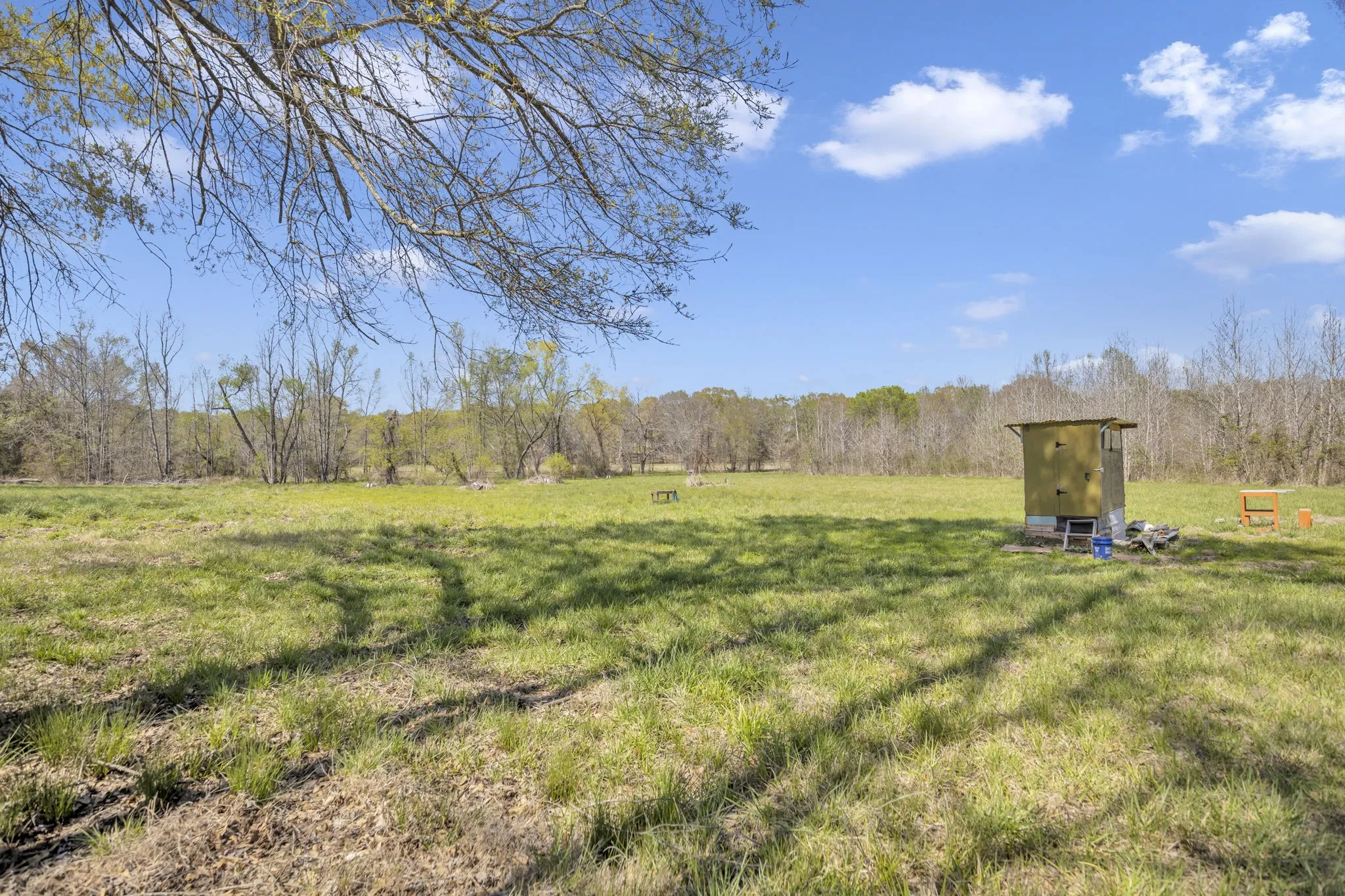 Farm For Sale in Smith County , 18340 County Road 479 Road, Lindale, Texas 75771, 3 Bedroom, 3 Bathroom, 2 Garage spaces, 2,693 Sqft, built in 1994, mls#20895495, Real Estate Agent in Lindale, Homes For Sale in Smith county, Homes For Sale in Lindale, Realtor in Lindale Texas, Real Estate Brokerage Independent Realty Texas, Luminita Cordes Realtor