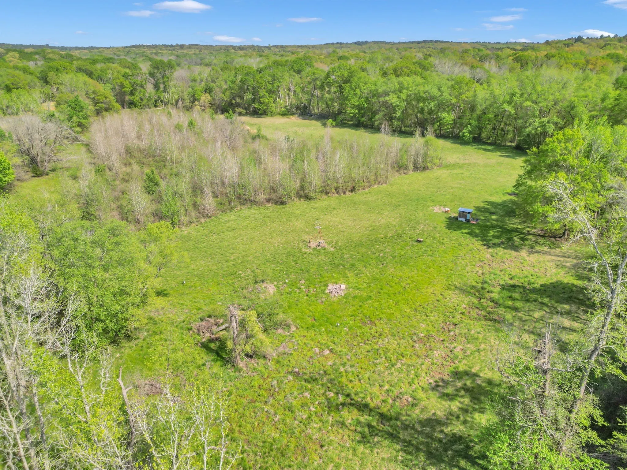 Farm For Sale in Smith County , 18340 County Road 479 Road, Lindale, Texas 75771, 3 Bedroom, 3 Bathroom, 2 Garage spaces, 2,693 Sqft, built in 1994, mls#20895495, Real Estate Agent in Lindale, Homes For Sale in Smith county, Homes For Sale in Lindale, Realtor in Lindale Texas, Real Estate Brokerage Independent Realty Texas, Luminita Cordes Realtor