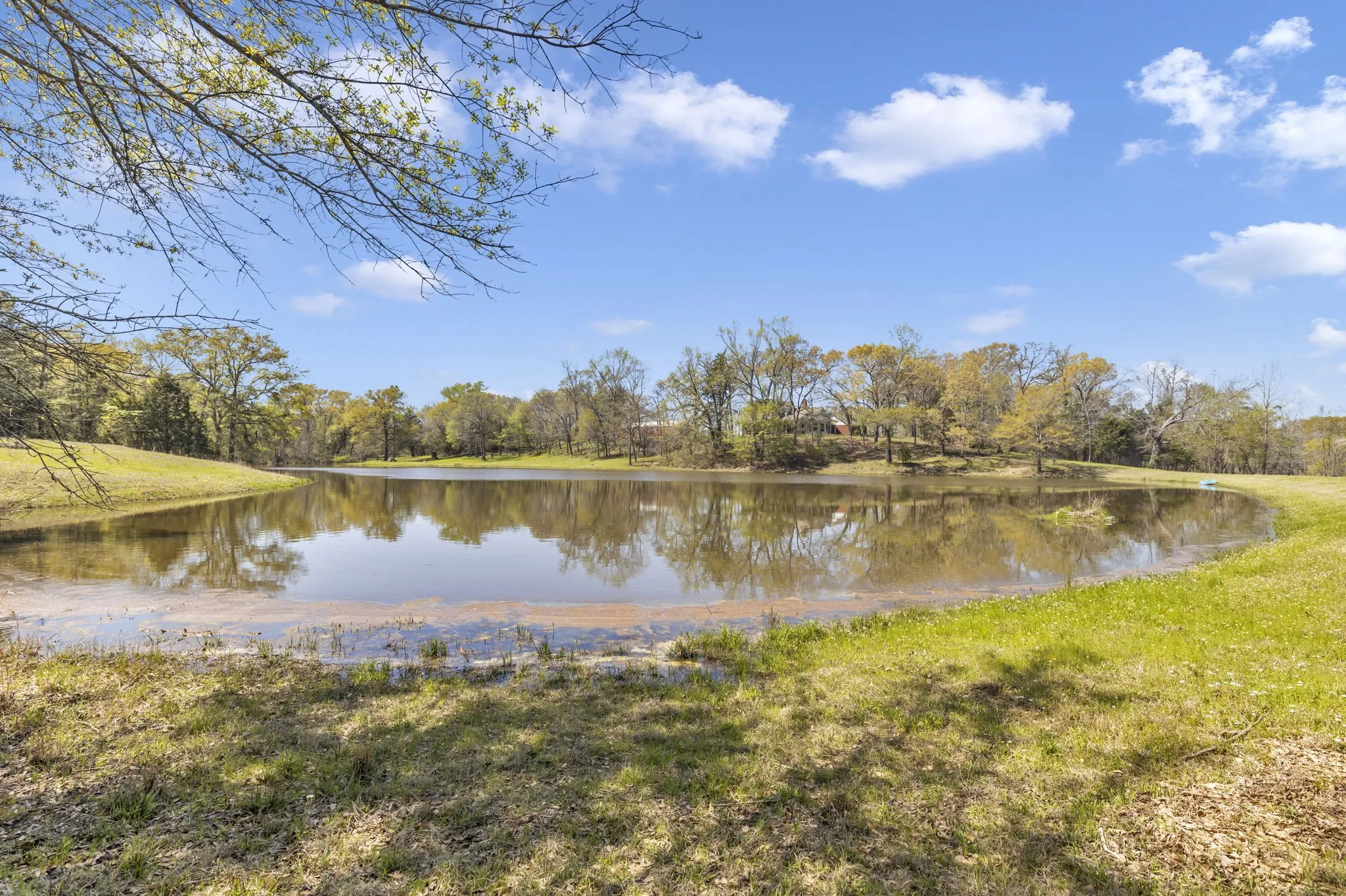 Farm For Sale in Smith County , 18340 County Road 479 Road, Lindale, Texas 75771, 3 Bedroom, 3 Bathroom, 2 Garage spaces, 2,693 Sqft, built in 1994, mls#20895495, Real Estate Agent in Lindale, Homes For Sale in Smith county, Homes For Sale in Lindale, Realtor in Lindale Texas, Real Estate Brokerage Independent Realty Texas, Luminita Cordes Realtor