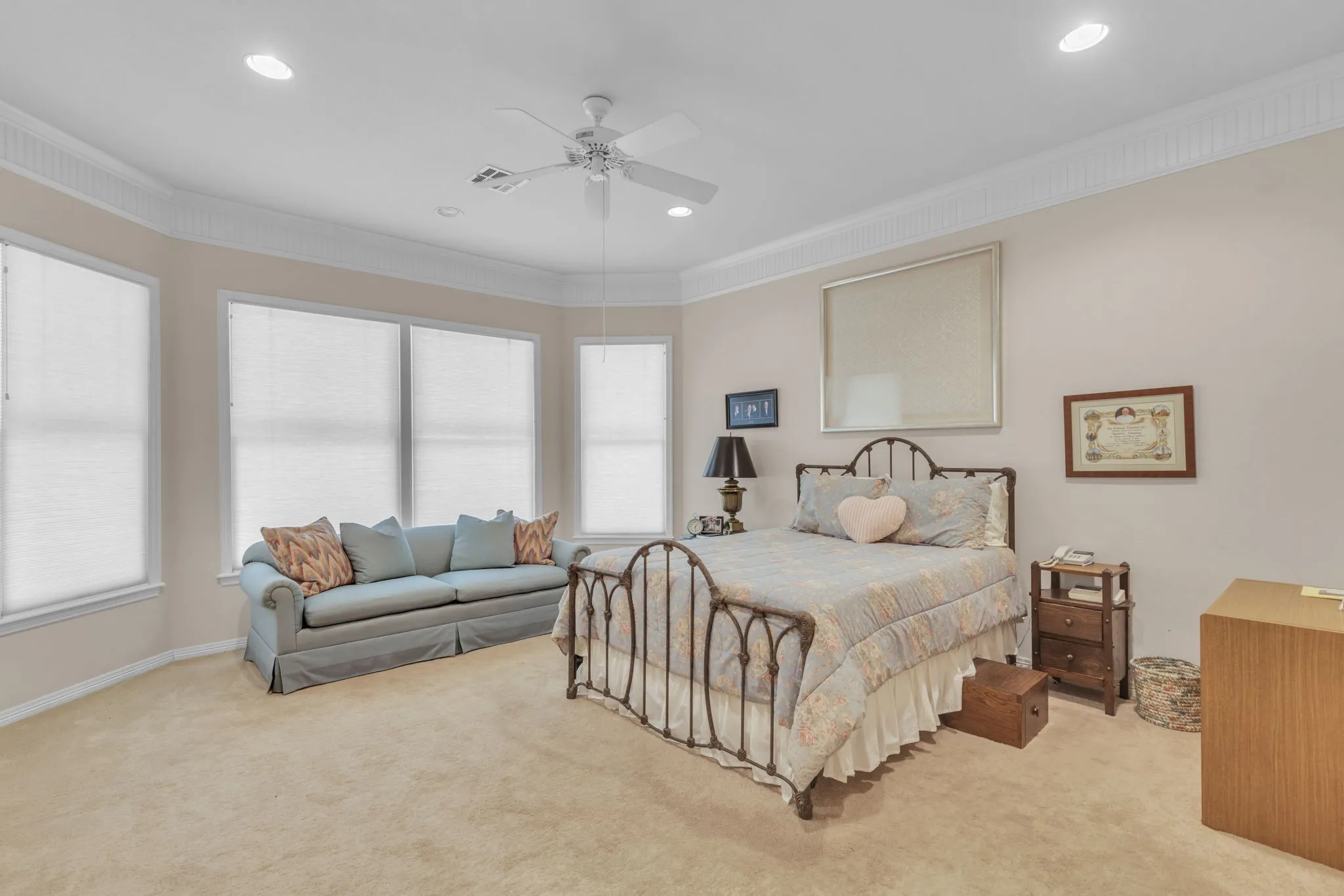 Farm For Sale in Smith County , 18340 County Road 479 Road, Lindale, Texas 75771, 3 Bedroom, 3 Bathroom, 2 Garage spaces, 2,693 Sqft, built in 1994, mls#20895495, Real Estate Agent in Lindale, Homes For Sale in Smith county, Homes For Sale in Lindale, Realtor in Lindale Texas, Real Estate Brokerage Independent Realty Texas, Luminita Cordes Realtor