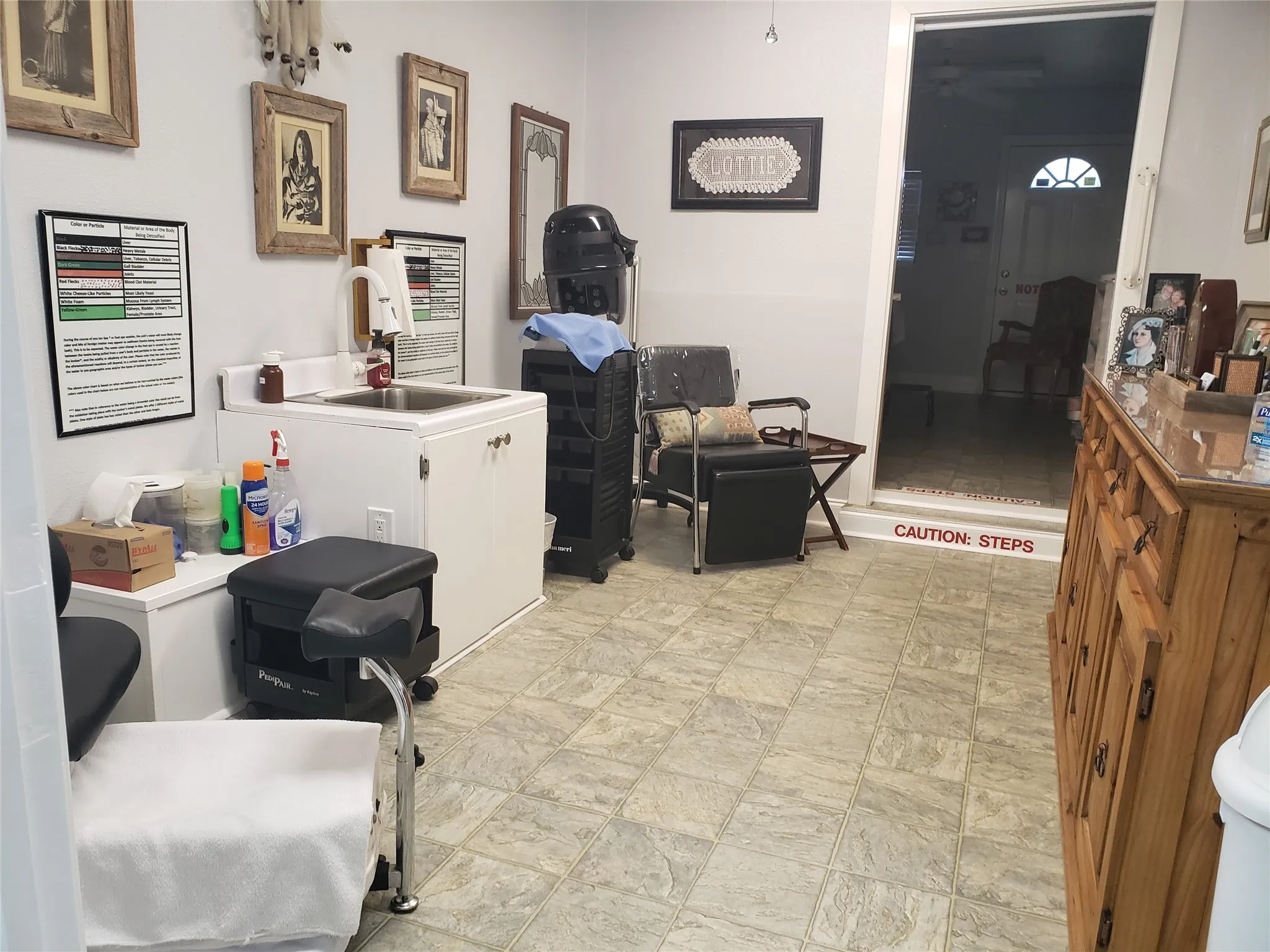 Retail For Sale in Tarrant County , 5617 Watauga Road, Watauga, Texas 76148, 0, 0, Garage spaces, 0 Sqft, built in 1950, Preowned, mls#20894600, Real Estate Agent in Watauga, Homes For Sale in Tarrant county, Homes For Sale in Watauga, Realtor in Watauga Texas, Real Estate Brokerage Independent Realty Texas, Luminita Cordes Realtor