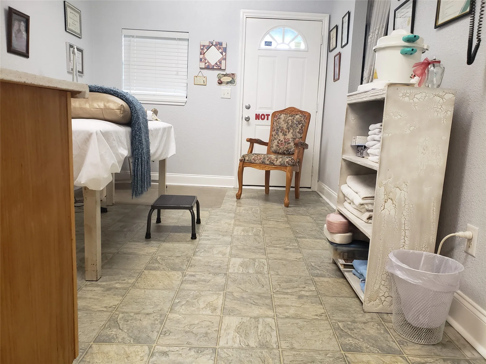 Retail For Sale in Tarrant County , 5617 Watauga Road, Watauga, Texas 76148, 0, 0, Garage spaces, 0 Sqft, built in 1950, Preowned, mls#20894600, Real Estate Agent in Watauga, Homes For Sale in Tarrant county, Homes For Sale in Watauga, Realtor in Watauga Texas, Real Estate Brokerage Independent Realty Texas, Luminita Cordes Realtor
