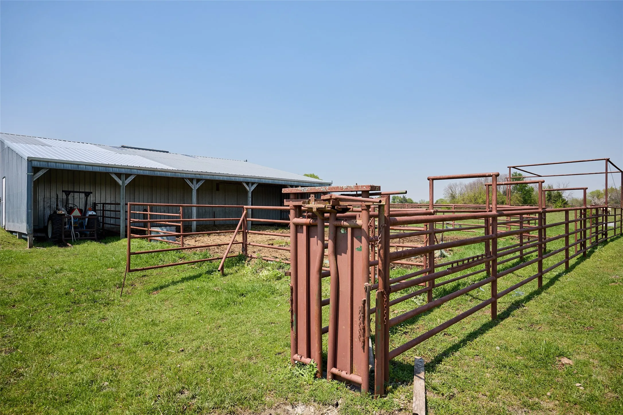 Ranch For Sale in Fannin County , 0000 County Road 5040, Leonard, Texas 75452, 0, 0, Garage spaces, 0 Sqft, built in 1950, mls#20897443, Real Estate Agent in Leonard, Homes For Sale in Fannin county, Homes For Sale in Leonard, Realtor in Leonard Texas, Real Estate Brokerage Independent Realty Texas, Luminita Cordes Realtor