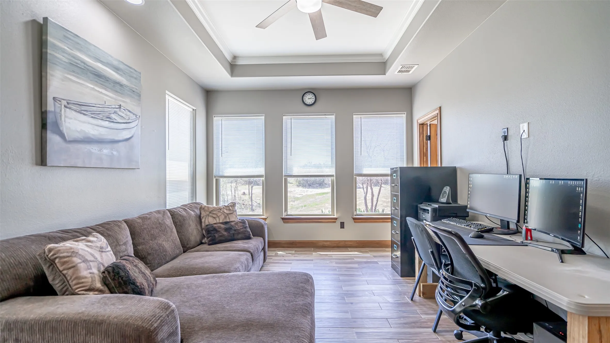 Single Family Residence For Sale in Parker County , 114 Woodlot Lane, Azle, Texas 76020, 5 Bedroom, 4 Bathroom, 3 Garage spaces, 3,160 Sqft, built in 2015, mls#20879151, Real Estate Agent in Azle, Homes For Sale in Parker county, Homes For Sale in Azle, Realtor in Azle Texas, Real Estate Brokerage Independent Realty Texas, Luminita Cordes Realtor