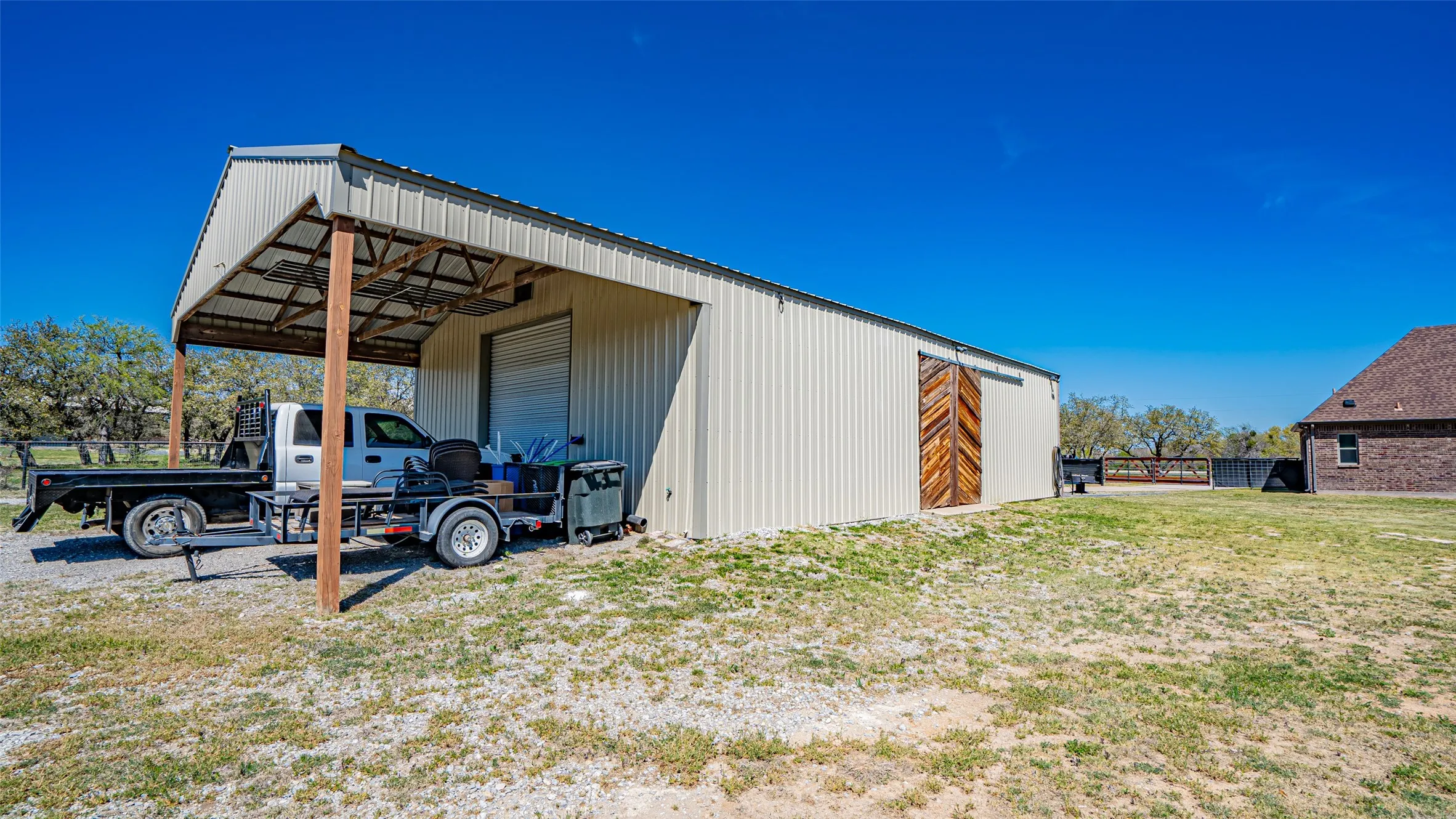 Back Carport to Workshop