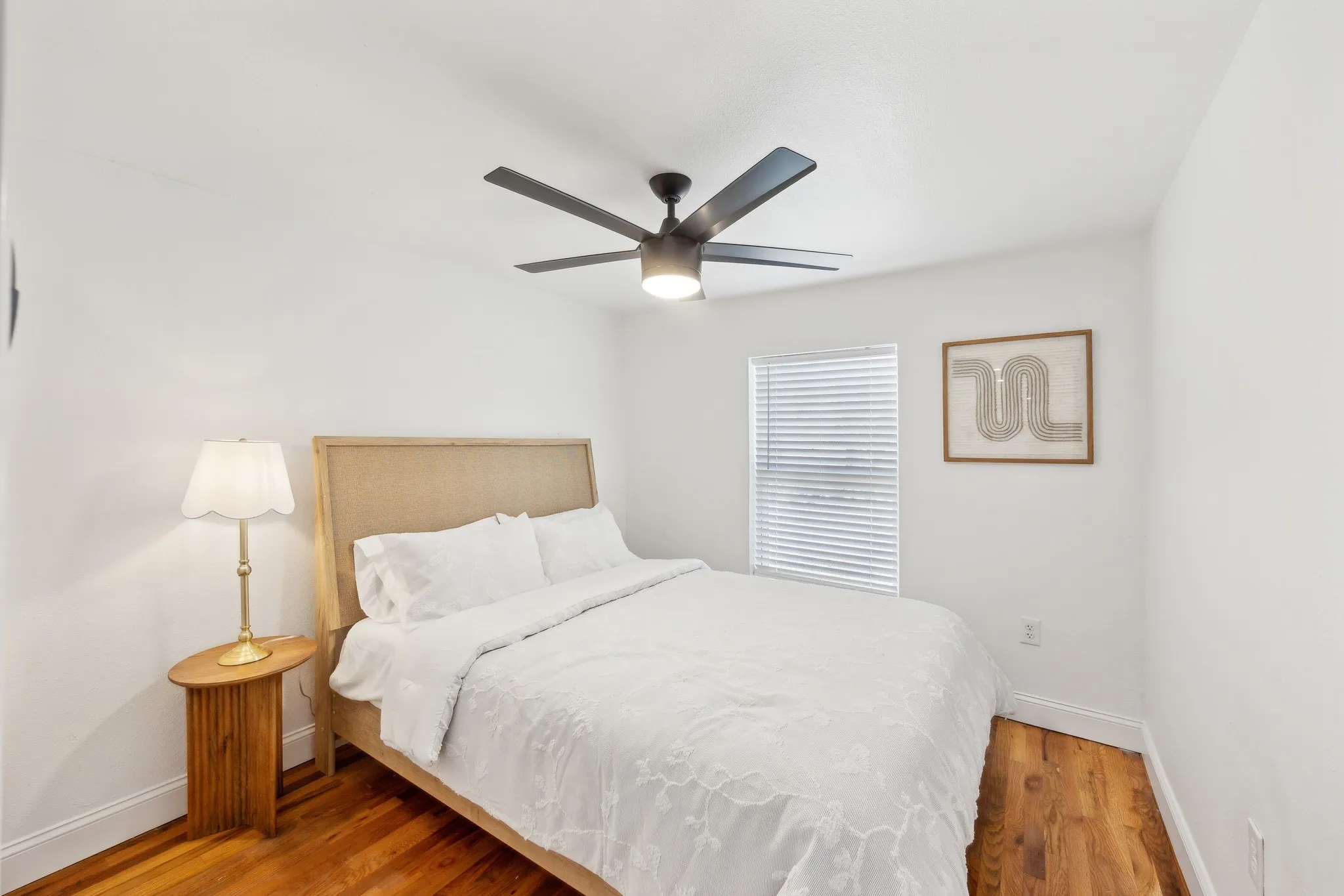 Single Family Residence For Sale in Grayson County , 229 Sherman Drive, Pottsboro, Texas 75076, 4 Bedroom, 2 Bathroom, 2 Garage spaces, 1,674 Sqft, built in 1960, mls#20894481, Real Estate Agent in Pottsboro, Homes For Sale in Grayson county, Homes For Sale in Pottsboro, Realtor in Pottsboro Texas, Real Estate Brokerage Independent Realty Texas, Luminita Cordes Realtor