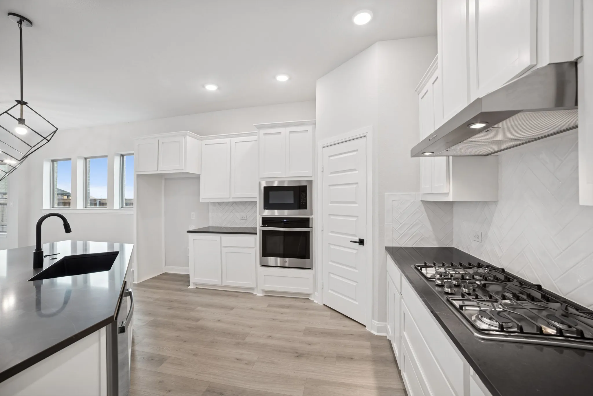 Single Family Residence For Sale in Kaufman County , 9604 Talia Boulevard, Mesquite, Texas 75126, 4 Bedroom, 3 Bathroom, 2 Garage spaces, 2,494 Sqft, built in 2025, mls#20898309, Real Estate Agent in Mesquite, Homes For Sale in Kaufman county, Homes For Sale in Mesquite, Realtor in Mesquite Texas, Real Estate Brokerage Independent Realty Texas, Luminita Cordes Realtor