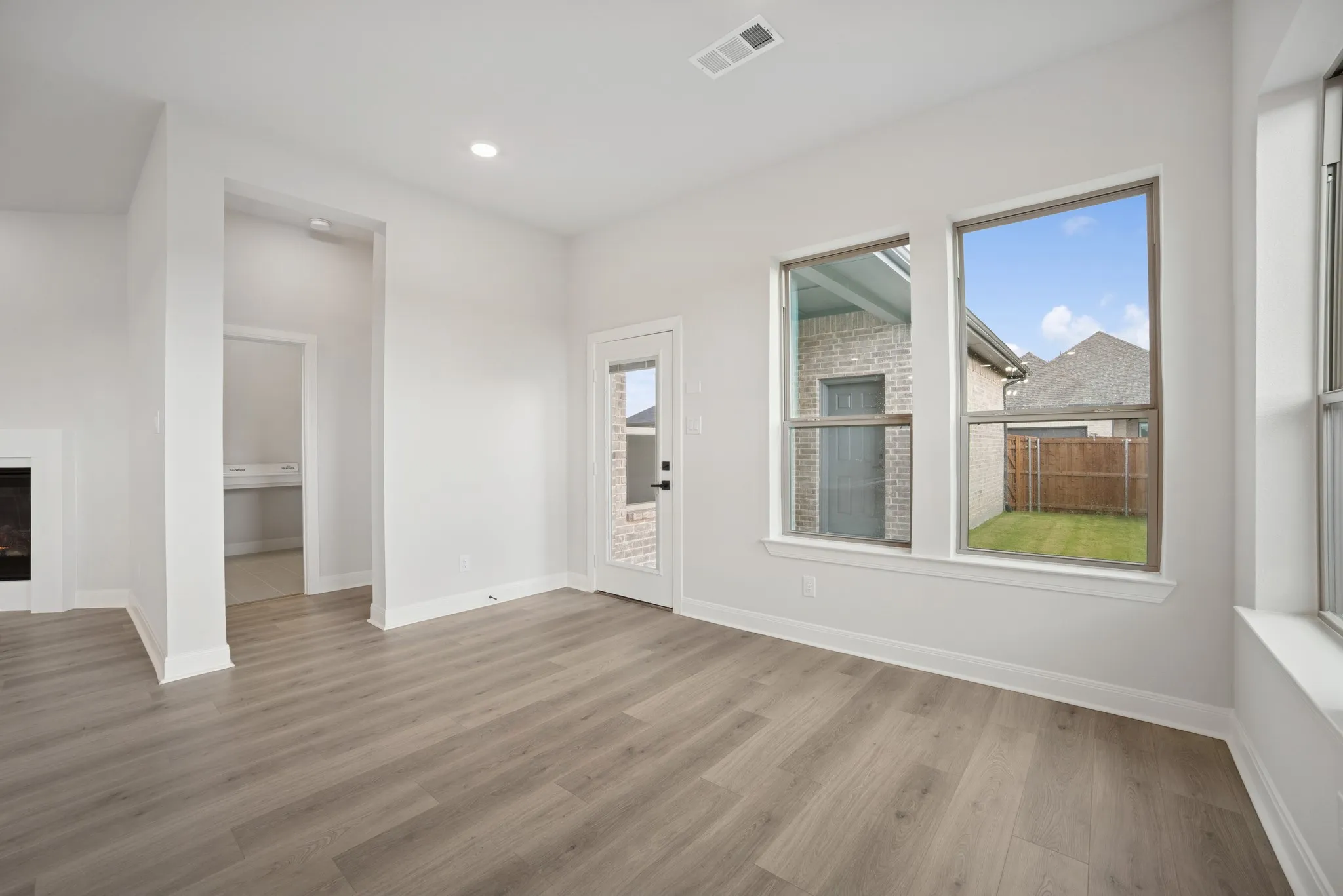 Single Family Residence For Sale in Kaufman County , 9604 Talia Boulevard, Mesquite, Texas 75126, 4 Bedroom, 3 Bathroom, 2 Garage spaces, 2,494 Sqft, built in 2025, mls#20898309, Real Estate Agent in Mesquite, Homes For Sale in Kaufman county, Homes For Sale in Mesquite, Realtor in Mesquite Texas, Real Estate Brokerage Independent Realty Texas, Luminita Cordes Realtor
