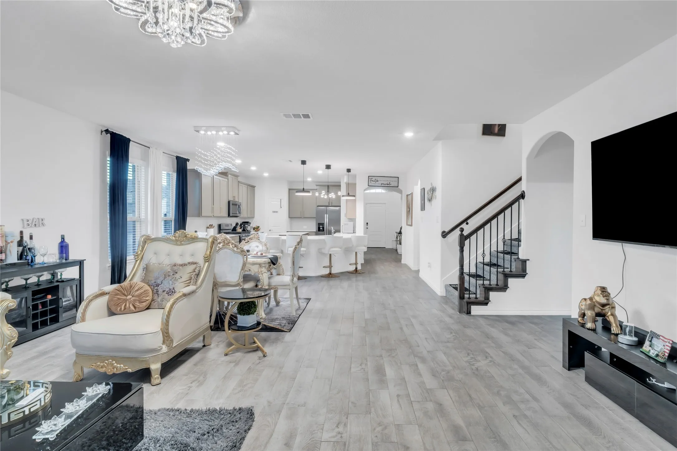 Single Family Residence For Sale in Denton County , 11221 Camelot Court, Aubrey, Texas 76227, 4 Bedroom, 4 Bathroom, 2 Garage spaces, 2,802 Sqft, built in 2022, Preowned, mls#20898898, Real Estate Agent in Aubrey, Homes For Sale in Denton county, Homes For Sale in Aubrey, Realtor in Aubrey Texas, Real Estate Brokerage Independent Realty Texas, Luminita Cordes Realtor