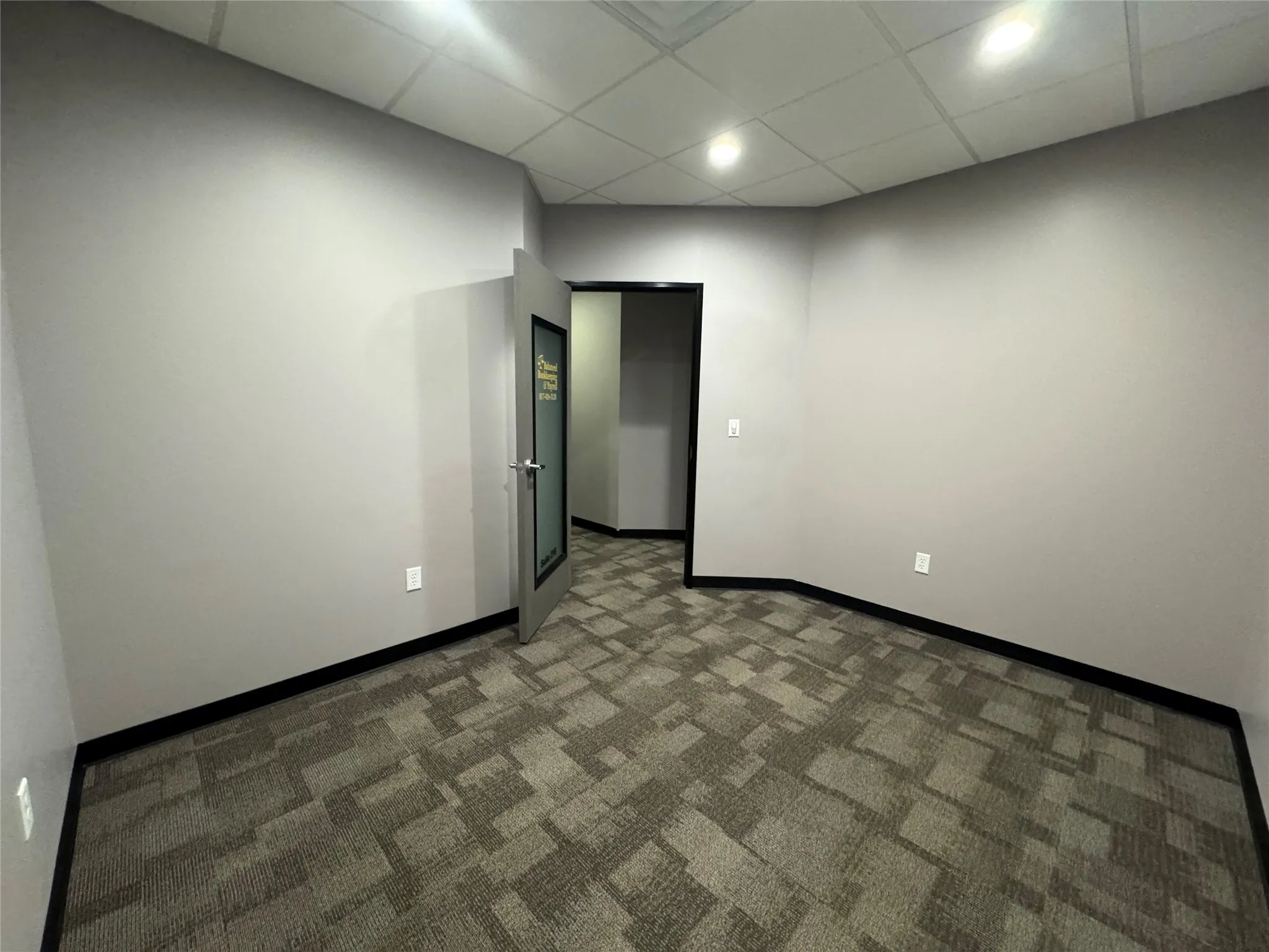 Suite 218