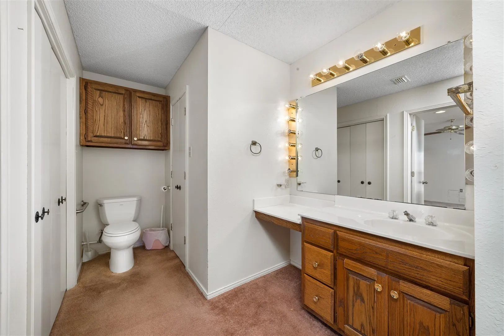 Single Family Residence For Sale in Brown County , 8301 County Road 351, Blanket, Texas 76432, 5 Bedroom, 4 Bathroom, 2 Garage spaces, 3,761 Sqft, built in 1987, Preowned, mls#20900852, Real Estate Agent in Blanket, Homes For Sale in Brown county, Homes For Sale in Blanket, Realtor in Blanket Texas, Real Estate Brokerage Independent Realty Texas, Luminita Cordes Realtor