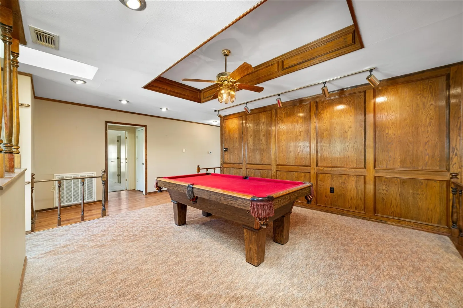 Single Family Residence For Sale in Brown County , 8301 County Road 351, Blanket, Texas 76432, 5 Bedroom, 4 Bathroom, 2 Garage spaces, 3,761 Sqft, built in 1987, Preowned, mls#20900852, Real Estate Agent in Blanket, Homes For Sale in Brown county, Homes For Sale in Blanket, Realtor in Blanket Texas, Real Estate Brokerage Independent Realty Texas, Luminita Cordes Realtor