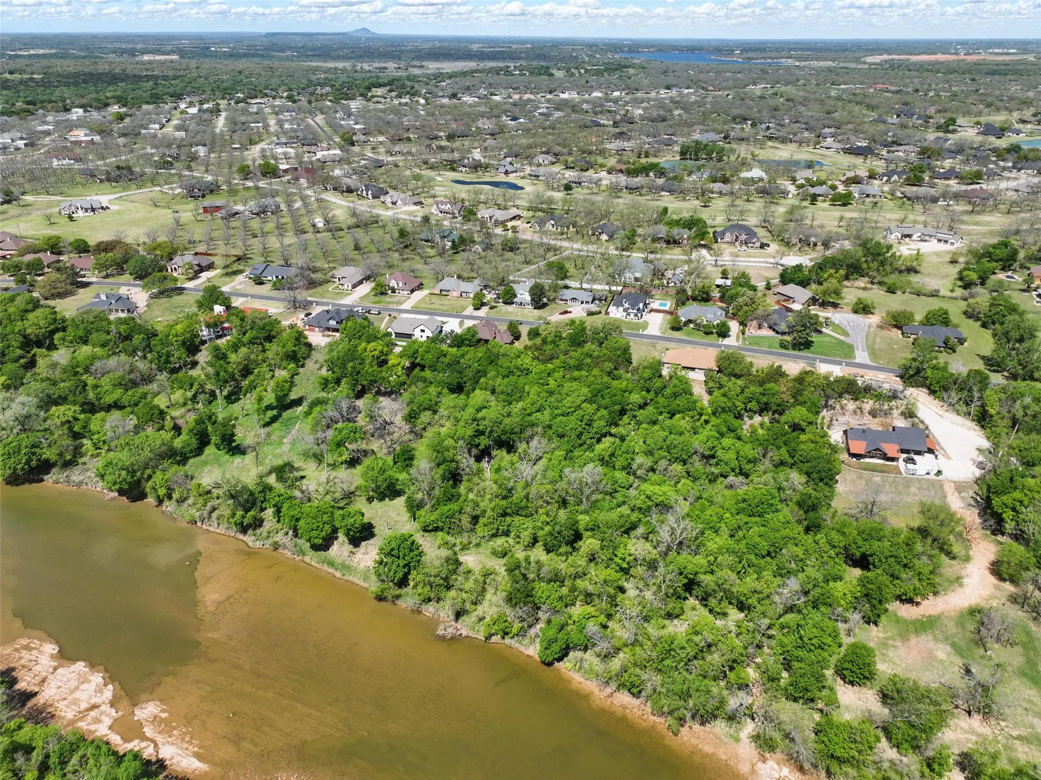 Bring your own builder. Riverfront opportunities like this are limited.