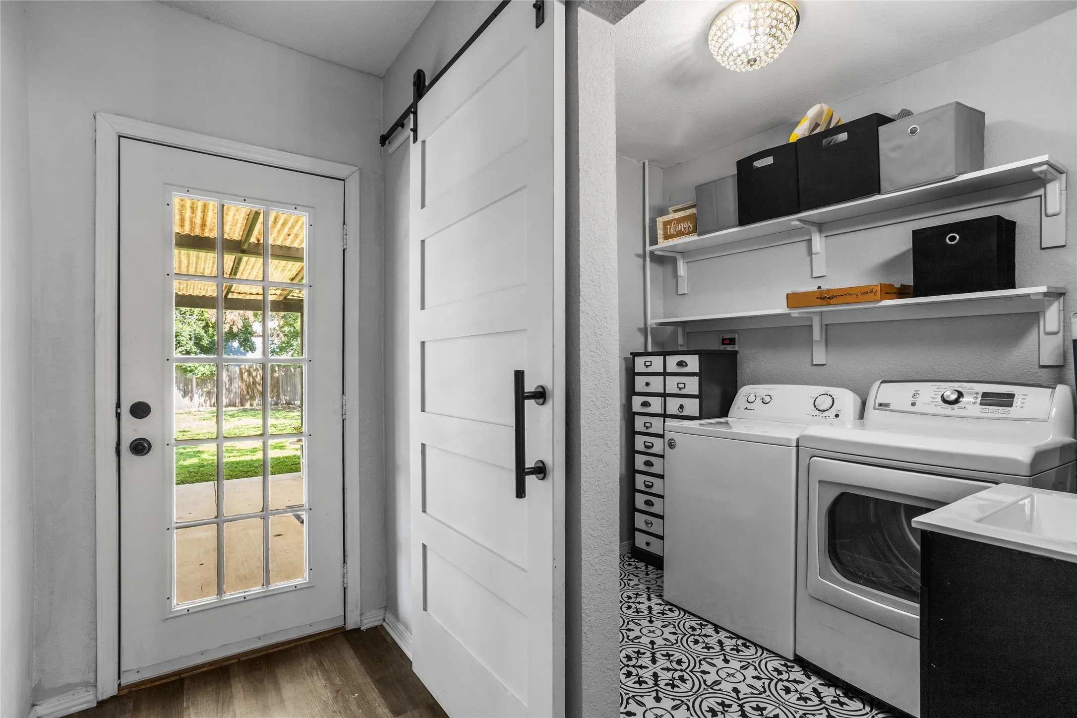 Single Family Residence For Sale in Tarrant County , 4040 Carolyn Road, Fort Worth, Texas 76109, 3 Bedroom, 2 Bathroom, Garage spaces, 1,314 Sqft, built in 1949, mls#20901343, Real Estate Agent in Fort Worth, Homes For Sale in Tarrant county, Homes For Sale in Fort Worth, Realtor in Fort Worth Texas, Real Estate Brokerage Independent Realty Texas, Luminita Cordes Realtor