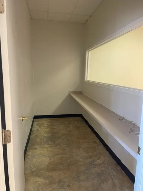 Retail For Rent in Lamar County , 550 N Collegiate Drive, Paris, Texas 75460, 0, 0, Garage spaces, 0 Sqft, built in 2008, Preowned, Price $2,500, mls#20906498, Real Estate Agent in Paris, Homes For Rent in Lamar county, Homes For Rent in Paris, Realtor in Paris Texas, Real Estate Brokerage Independent Realty Texas, Luminita Cordes Realtor