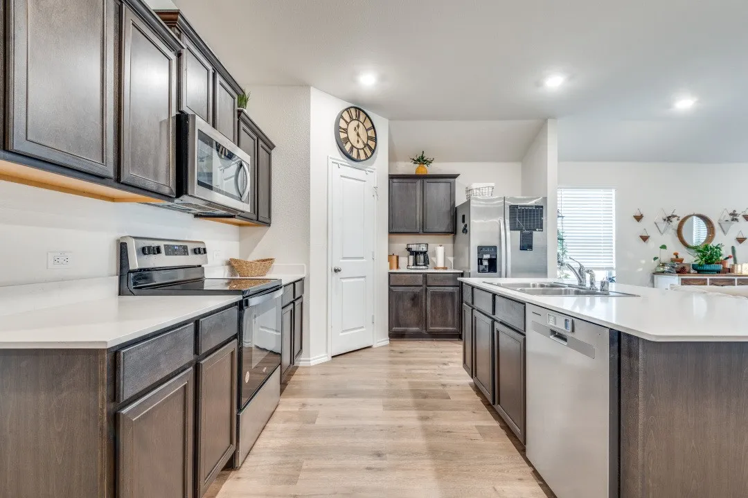 Single Family Residence For Sale in Collin County , 6427 Whitecap Drive, Princeton, Texas 75407, 4 Bedroom, 3 Bathroom, 2 Garage spaces, 2,025 Sqft, built in 2023, Preowned, mls#20902775, Real Estate Agent in Princeton, Homes For Sale in Collin county, Homes For Sale in Princeton, Realtor in Princeton Texas, Real Estate Brokerage Independent Realty Texas, Luminita Cordes Realtor