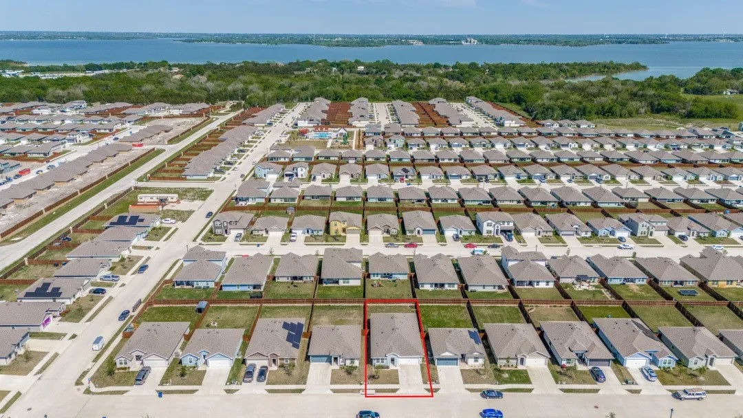 Single Family Residence For Sale in Collin County , 6427 Whitecap Drive, Princeton, Texas 75407, 4 Bedroom, 3 Bathroom, 2 Garage spaces, 2,025 Sqft, built in 2023, Preowned, mls#20902775, Real Estate Agent in Princeton, Homes For Sale in Collin county, Homes For Sale in Princeton, Realtor in Princeton Texas, Real Estate Brokerage Independent Realty Texas, Luminita Cordes Realtor