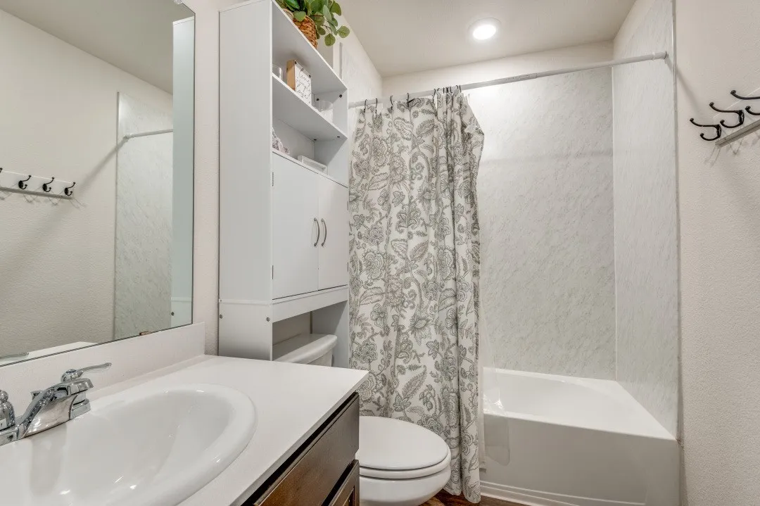 Single Family Residence For Sale in Collin County , 6427 Whitecap Drive, Princeton, Texas 75407, 4 Bedroom, 3 Bathroom, 2 Garage spaces, 2,025 Sqft, built in 2023, Preowned, mls#20902775, Real Estate Agent in Princeton, Homes For Sale in Collin county, Homes For Sale in Princeton, Realtor in Princeton Texas, Real Estate Brokerage Independent Realty Texas, Luminita Cordes Realtor