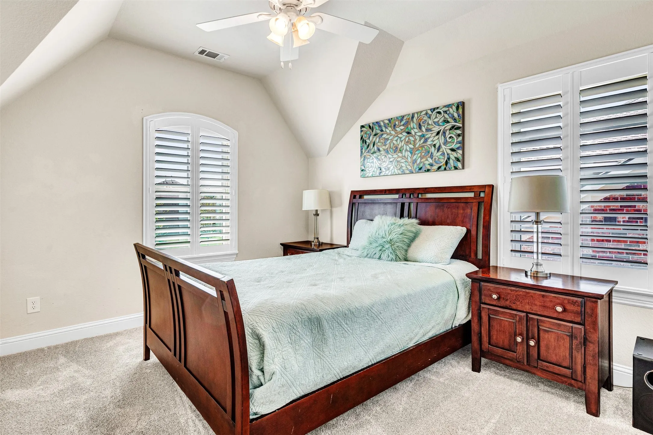 Single Family Residence For Sale in Collin County , 7808 Dawson Creek Drive, Mc Kinney, Texas 75071, 6 Bedroom, 5 Bathroom, 2 Garage spaces, 3,919 Sqft, built in 2012, Preowned, mls#20897411, Real Estate Agent in Mc Kinney, Homes For Sale in Collin county, Homes For Sale in Mc Kinney, Realtor in Mc Kinney Texas, Real Estate Brokerage Independent Realty Texas, Luminita Cordes Realtor