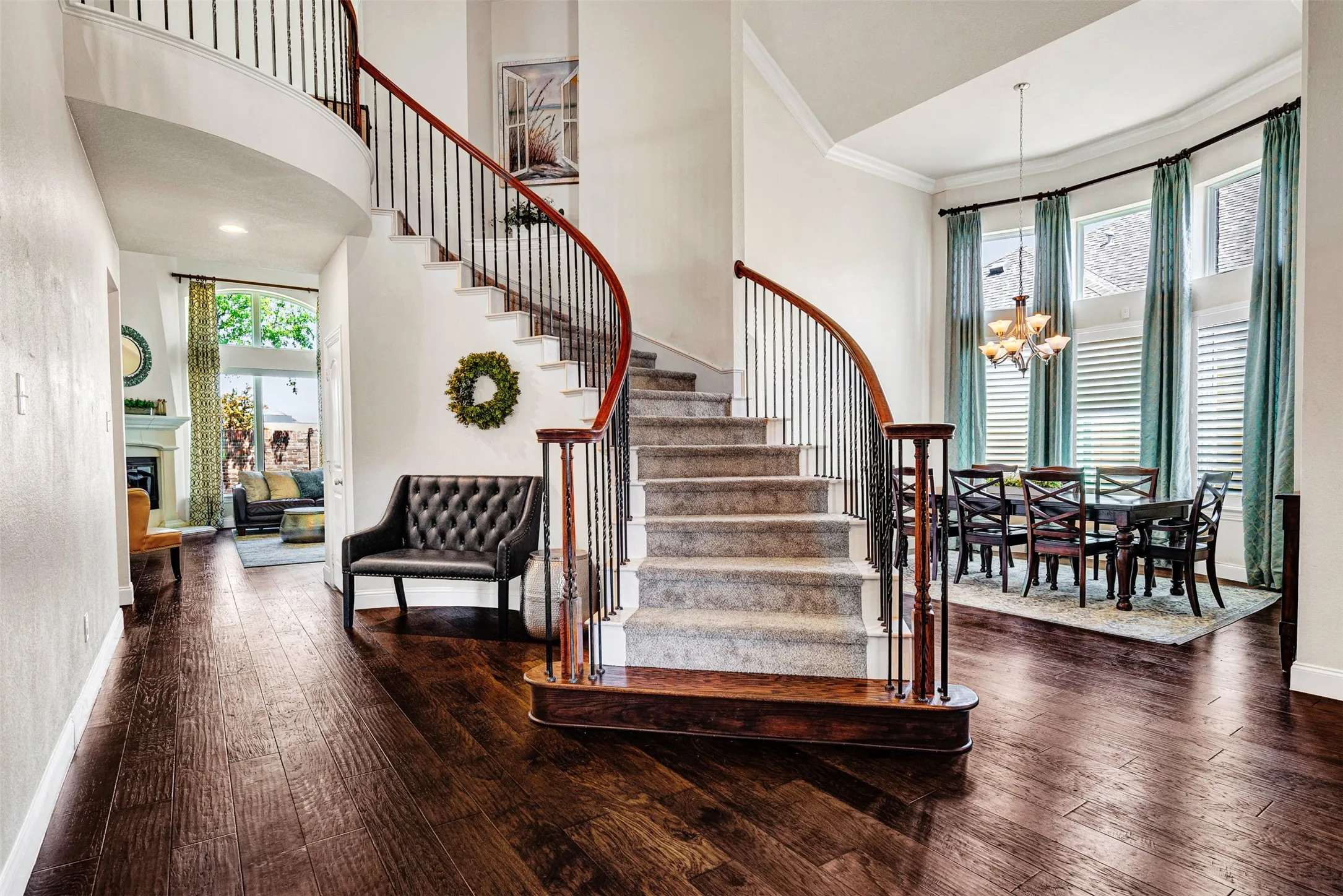 Single Family Residence For Sale in Collin County , 7808 Dawson Creek Drive, Mc Kinney, Texas 75071, 6 Bedroom, 5 Bathroom, 2 Garage spaces, 3,919 Sqft, built in 2012, Preowned, mls#20897411, Real Estate Agent in Mc Kinney, Homes For Sale in Collin county, Homes For Sale in Mc Kinney, Realtor in Mc Kinney Texas, Real Estate Brokerage Independent Realty Texas, Luminita Cordes Realtor