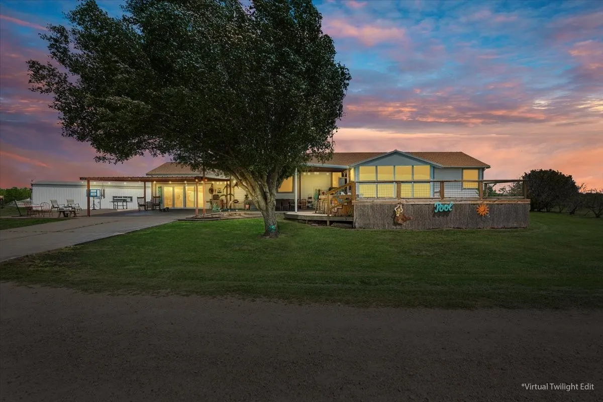 Single Family Residence For Sale in Mc Lennan County , 3356 Kattner Road, Riesel, Texas 76682, 3 Bedroom, 2 Bathroom, Garage spaces, 2,304 Sqft, built in 2003, Preowned, mls#20907713, Real Estate Agent in Riesel, Homes For Sale in Mc Lennan county, Homes For Sale in Riesel, Realtor in Riesel Texas, Real Estate Brokerage Independent Realty Texas, Luminita Cordes Realtor