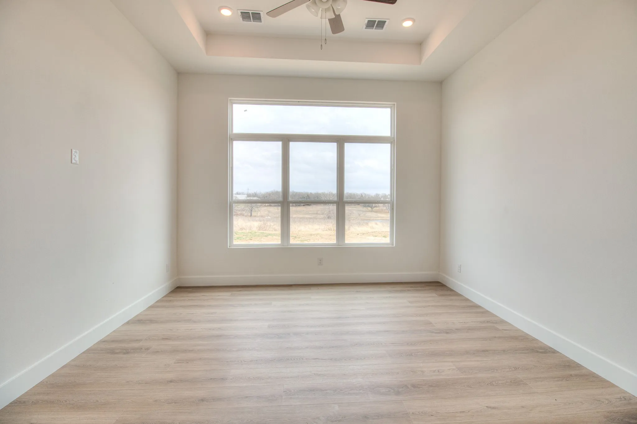 Single Family Residence For Sale in Montague County , 117 Mustang Springs Circle, Sunset, Texas 76270, 4 Bedroom, 3 Bathroom, 2 Garage spaces, 3,043 Sqft, built in 2024, New Construction - Incomplete, mls#20902168, Real Estate Agent in Sunset, Homes For Sale in Montague county, Homes For Sale in Sunset, Realtor in Sunset Texas, Real Estate Brokerage Independent Realty Texas, Luminita Cordes Realtor