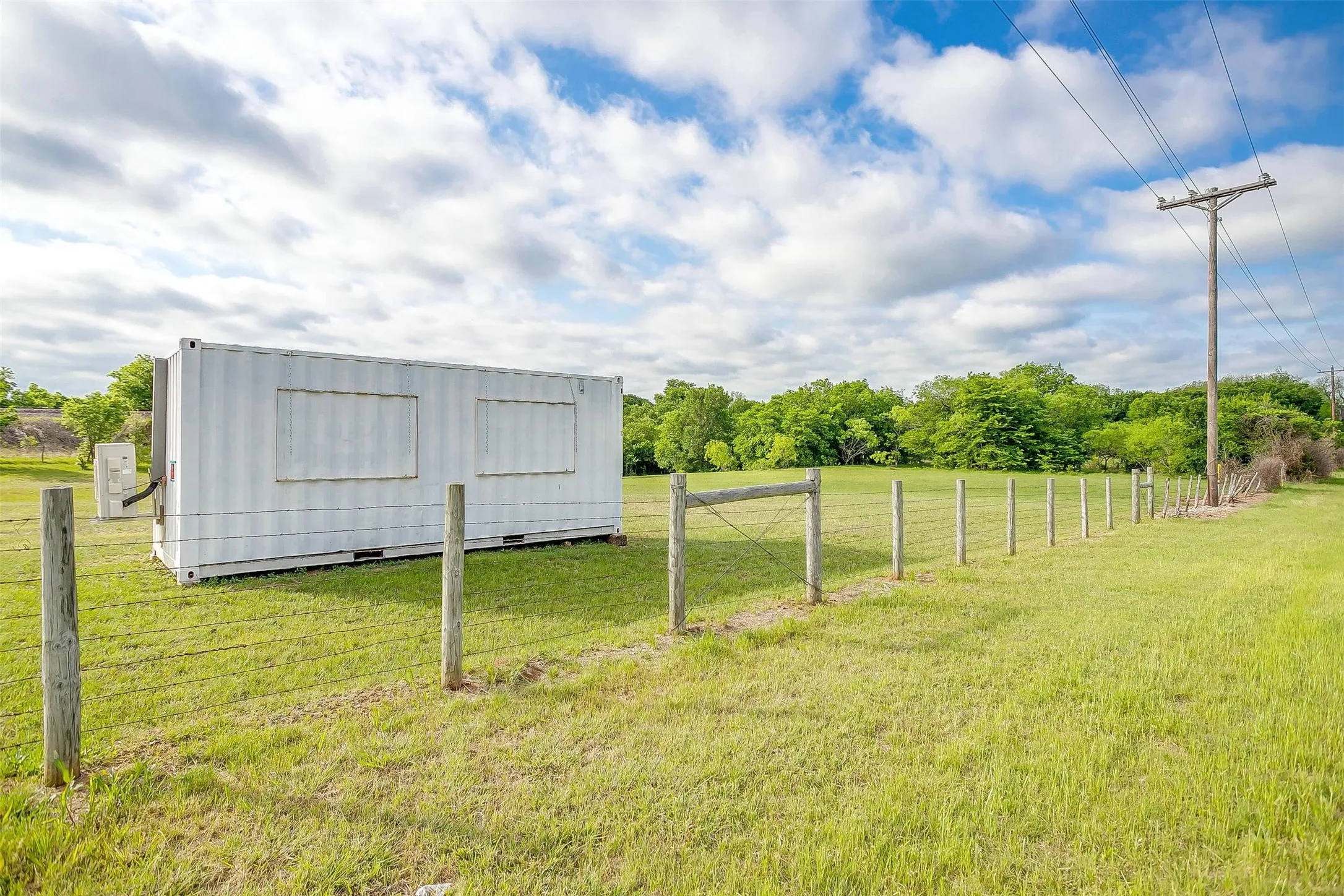 Business For Sale in Hill County , TBD TX-174, Blum, Texas 76627, 0, 0, Garage spaces, 180 Sqft, built in 0, Preowned, Price $179,000, mls#20908430, Real Estate Agent in Blum, Homes For Sale in Hill county, Homes For Sale in Blum, Realtor in Blum Texas, Real Estate Brokerage Independent Realty Texas, Luminita Cordes Realtor