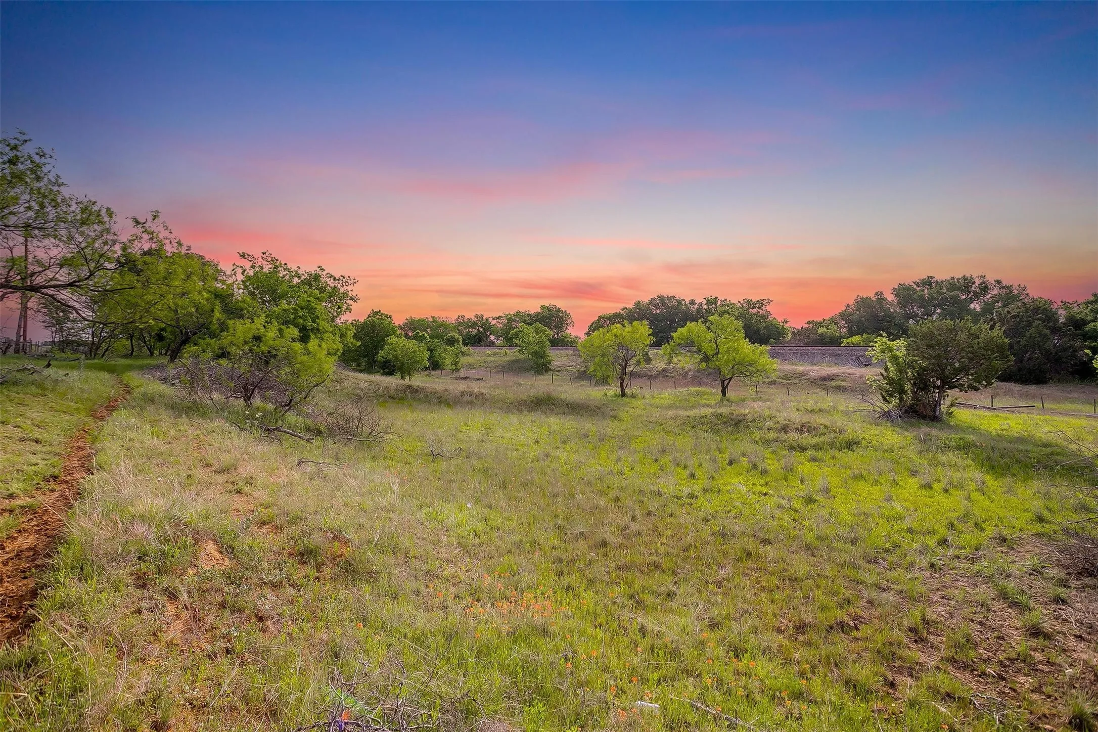 Business For Sale in Hill County , TBD TX-174, Blum, Texas 76627, 0, 0, Garage spaces, 180 Sqft, built in 0, Preowned, Price $179,000, mls#20908430, Real Estate Agent in Blum, Homes For Sale in Hill county, Homes For Sale in Blum, Realtor in Blum Texas, Real Estate Brokerage Independent Realty Texas, Luminita Cordes Realtor