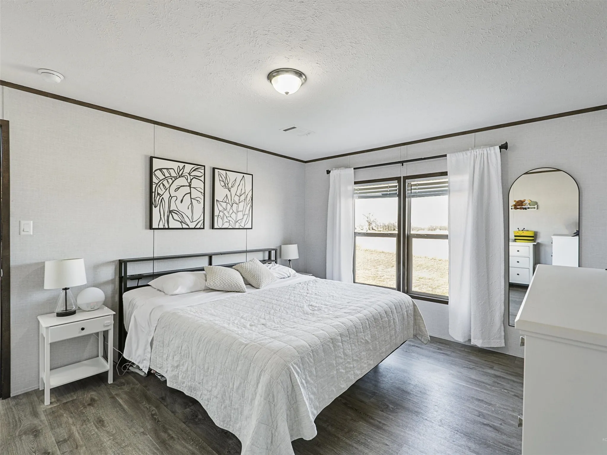 Mobile Home For Sale in Denton County , 16384 FM 1173, Krum, Texas 76249, 3 Bedroom, 2 Bathroom, Garage spaces, 1,140 Sqft, built in 2021, Preowned, mls#20905038, Real Estate Agent in Krum, Homes For Sale in Denton county, Homes For Sale in Krum, Realtor in Krum Texas, Real Estate Brokerage Independent Realty Texas, Luminita Cordes Realtor