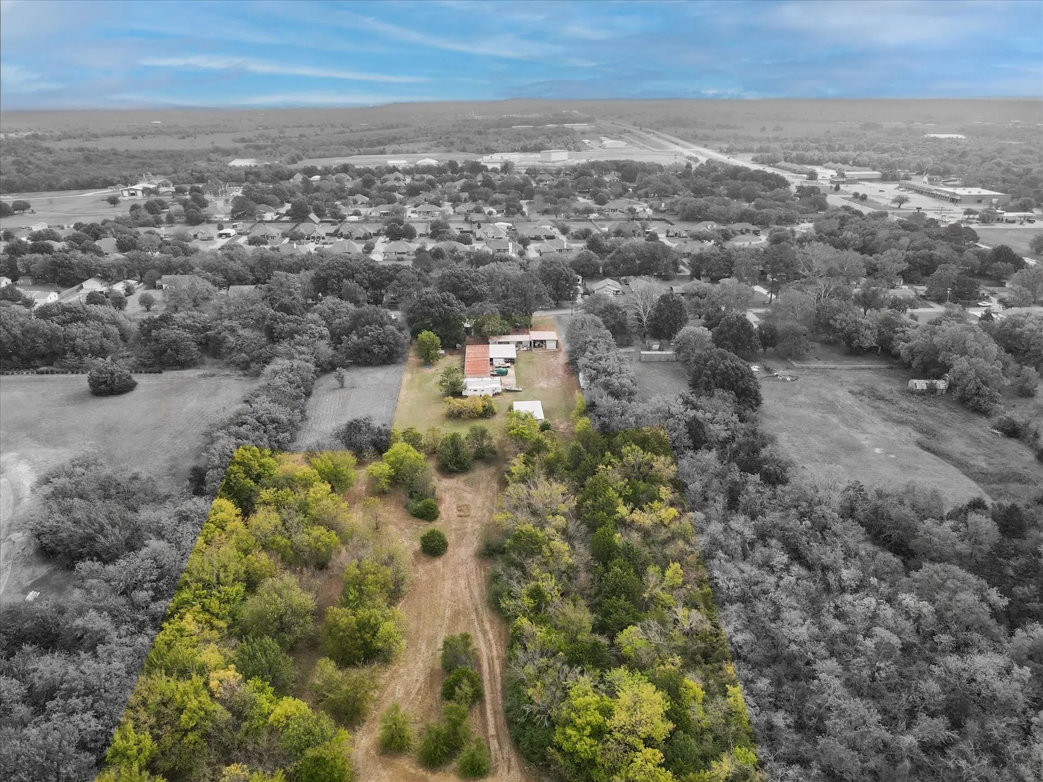Birds eye view of property