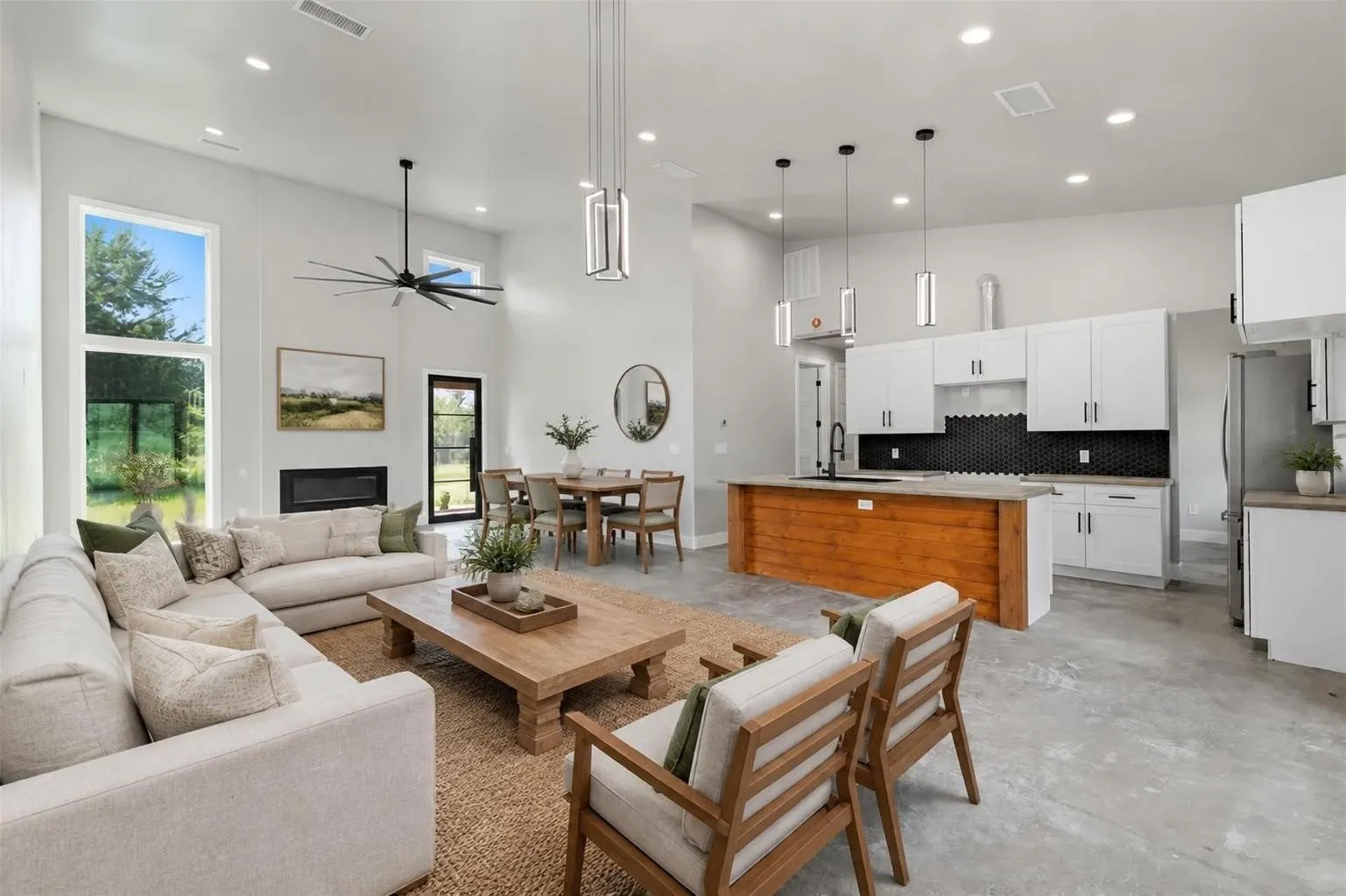 Single Family Residence For Sale in Brown County , 251 Morning Dove Lane, Early, Texas 76802, 3 Bedroom, 3 Bathroom, 4 Garage spaces, 3,386 Sqft, built in 2025, mls#20910147, Real Estate Agent in Early, Homes For Sale in Brown county, Homes For Sale in Early, Realtor in Early Texas, Real Estate Brokerage Independent Realty Texas, Luminita Cordes Realtor