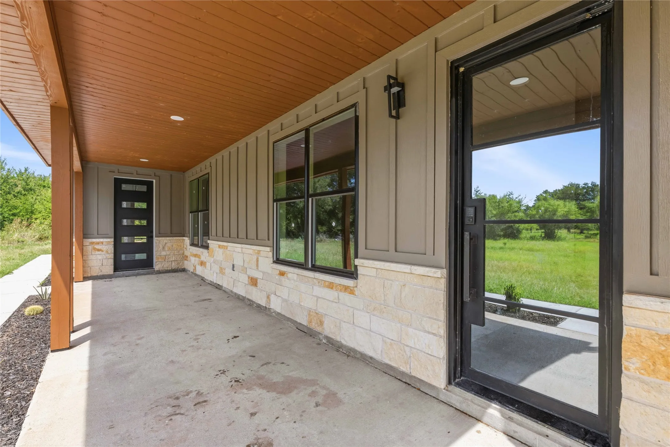 Single Family Residence For Sale in Brown County , 251 Morning Dove Lane, Early, Texas 76802, 3 Bedroom, 3 Bathroom, 4 Garage spaces, 3,386 Sqft, built in 2025, mls#20910147, Real Estate Agent in Early, Homes For Sale in Brown county, Homes For Sale in Early, Realtor in Early Texas, Real Estate Brokerage Independent Realty Texas, Luminita Cordes Realtor