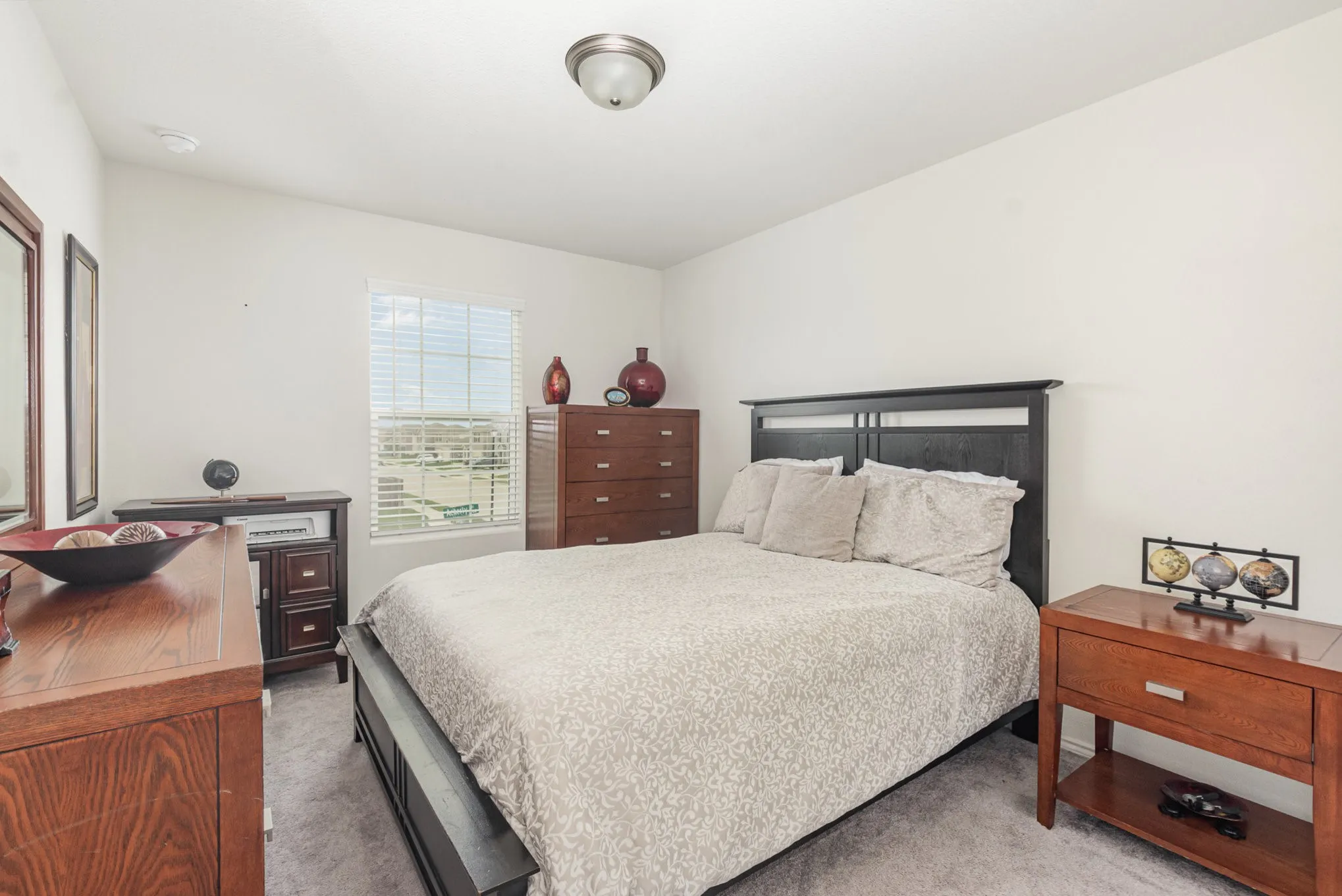 Single Family Residence For Sale in Kaufman County , 1728 Ackerly Drive, Forney, Texas 75126, 3 Bedroom, 3 Bathroom, 2 Garage spaces, 2,044 Sqft, built in 2020, mls#20910092, Real Estate Agent in Forney, Homes For Sale in Kaufman county, Homes For Sale in Forney, Realtor in Forney Texas, Real Estate Brokerage Independent Realty Texas, Luminita Cordes Realtor
