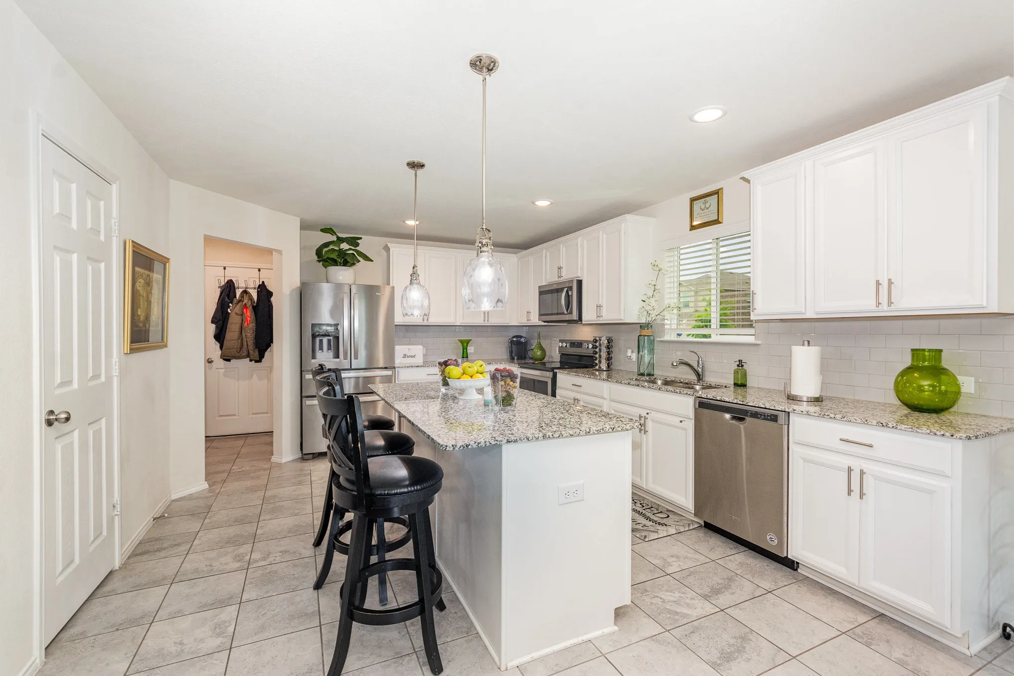 Single Family Residence For Sale in Kaufman County , 1728 Ackerly Drive, Forney, Texas 75126, 3 Bedroom, 3 Bathroom, 2 Garage spaces, 2,044 Sqft, built in 2020, mls#20910092, Real Estate Agent in Forney, Homes For Sale in Kaufman county, Homes For Sale in Forney, Realtor in Forney Texas, Real Estate Brokerage Independent Realty Texas, Luminita Cordes Realtor