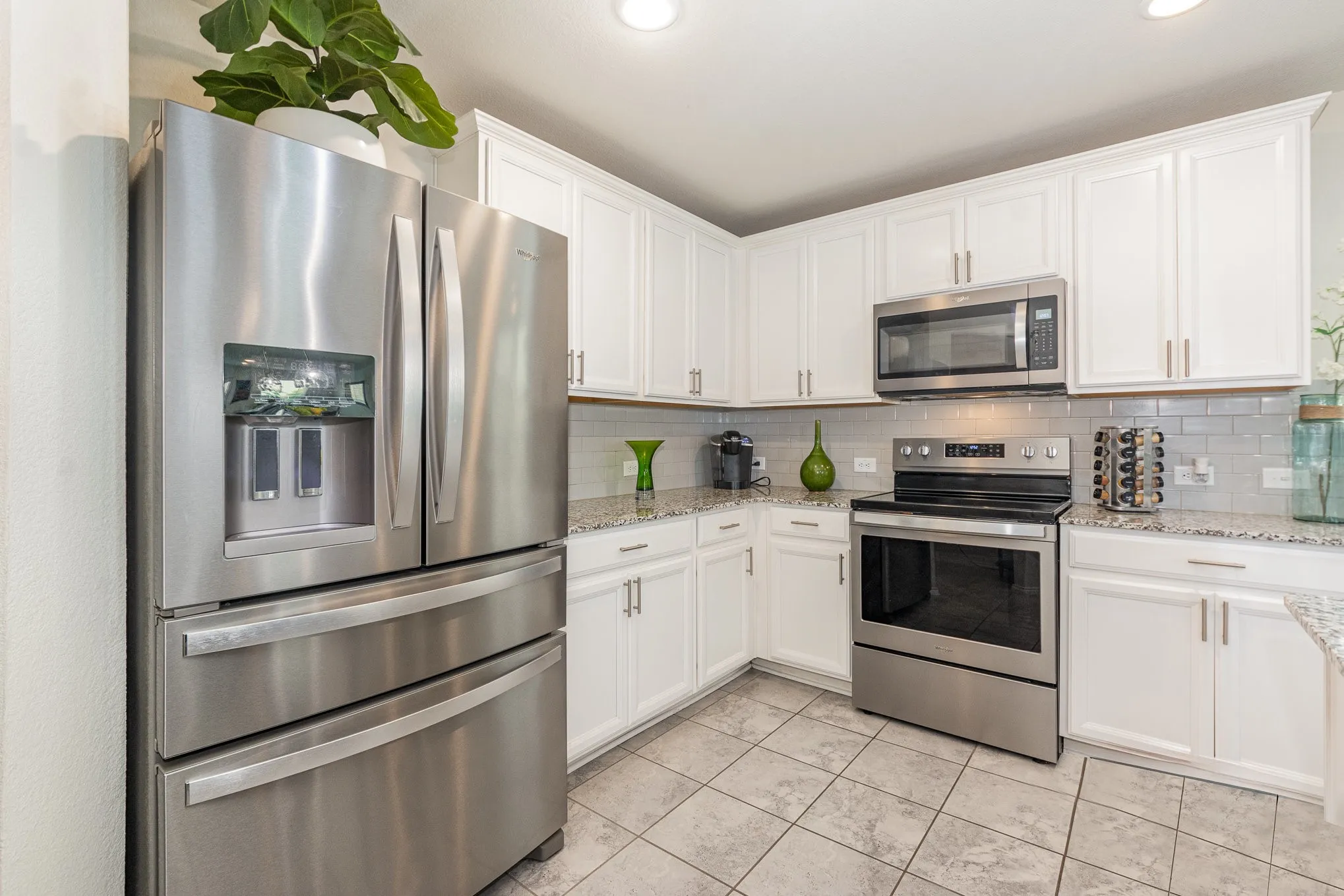 Single Family Residence For Sale in Kaufman County , 1728 Ackerly Drive, Forney, Texas 75126, 3 Bedroom, 3 Bathroom, 2 Garage spaces, 2,044 Sqft, built in 2020, mls#20910092, Real Estate Agent in Forney, Homes For Sale in Kaufman county, Homes For Sale in Forney, Realtor in Forney Texas, Real Estate Brokerage Independent Realty Texas, Luminita Cordes Realtor