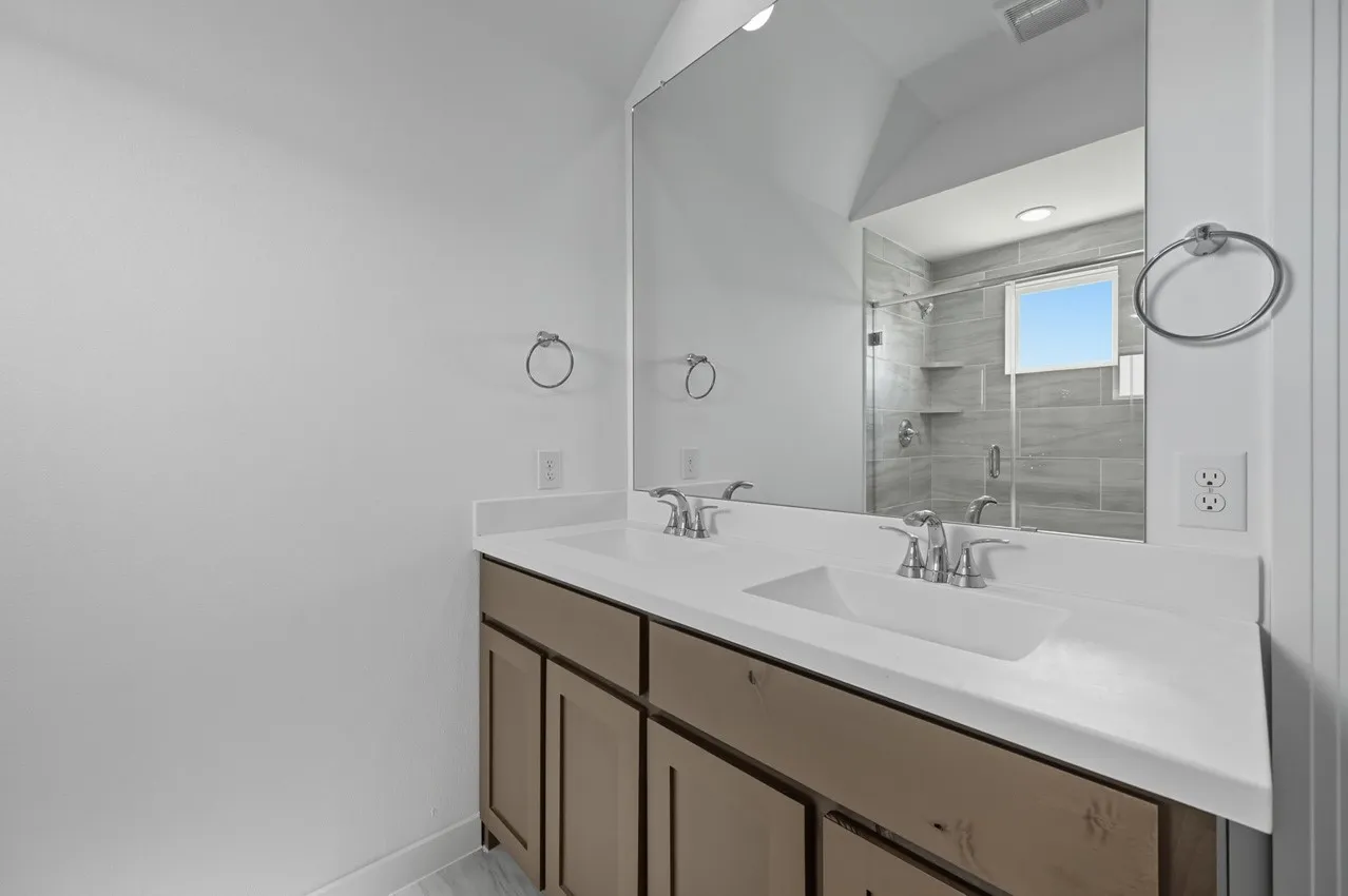Single Family Residence For Sale in Kaufman County , 9204 Persimmon Lane, Mesquite, Texas 75126, 5 Bedroom, 3 Bathroom, 2 Garage spaces, 2,296 Sqft, built in 2025, New Construction - Incomplete, mls#20911334, Real Estate Agent in Mesquite, Homes For Sale in Kaufman county, Homes For Sale in Mesquite, Realtor in Mesquite Texas, Real Estate Brokerage Independent Realty Texas, Luminita Cordes Realtor