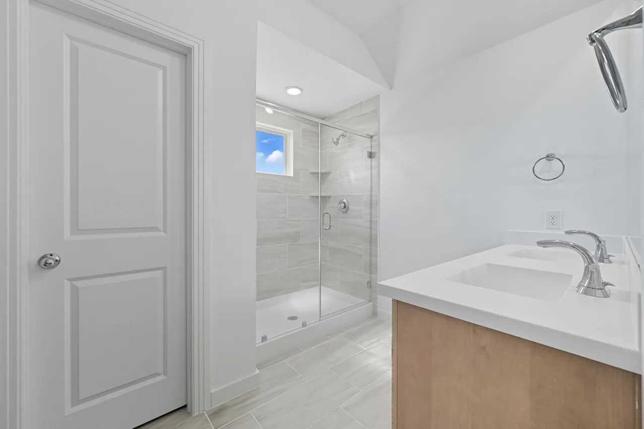 Single Family Residence For Sale in Kaufman County , 9204 Persimmon Lane, Mesquite, Texas 75126, 5 Bedroom, 3 Bathroom, 2 Garage spaces, 2,296 Sqft, built in 2025, New Construction - Incomplete, mls#20911334, Real Estate Agent in Mesquite, Homes For Sale in Kaufman county, Homes For Sale in Mesquite, Realtor in Mesquite Texas, Real Estate Brokerage Independent Realty Texas, Luminita Cordes Realtor