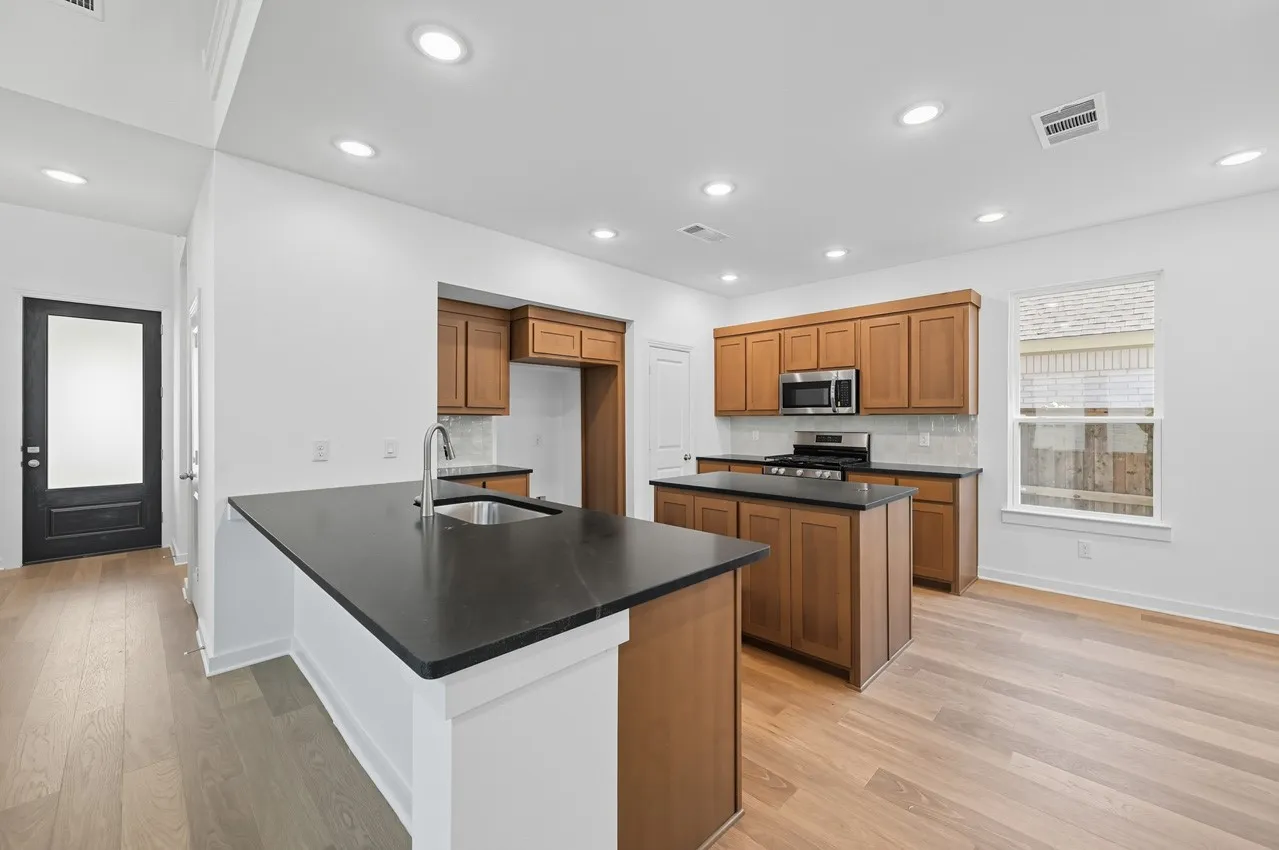 Single Family Residence For Sale in Kaufman County , 9204 Persimmon Lane, Mesquite, Texas 75126, 5 Bedroom, 3 Bathroom, 2 Garage spaces, 2,296 Sqft, built in 2025, New Construction - Incomplete, mls#20911334, Real Estate Agent in Mesquite, Homes For Sale in Kaufman county, Homes For Sale in Mesquite, Realtor in Mesquite Texas, Real Estate Brokerage Independent Realty Texas, Luminita Cordes Realtor