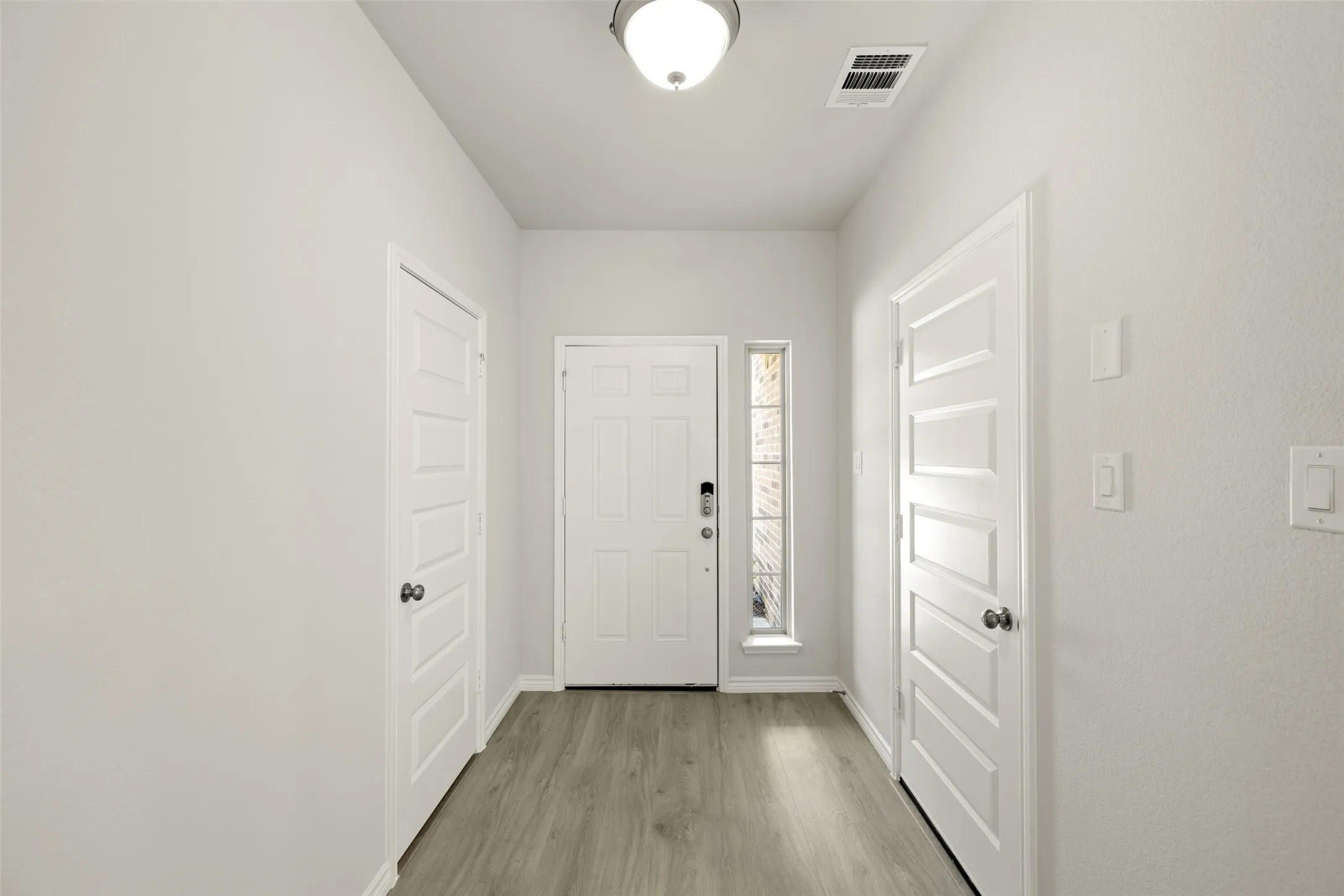 3121-3123 Long Rope- ENtry-1