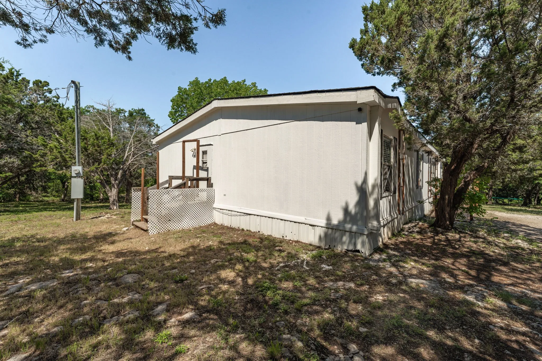 Mobile Home For Sale in Hood County , 4810 Orange Blossom Street, Granbury, Texas 76048, 4 Bedroom, 3 Bathroom, Garage spaces, 1,920 Sqft, built in 2007, mls#20912354, Real Estate Agent in Granbury, Homes For Sale in Hood county, Homes For Sale in Granbury, Realtor in Granbury Texas, Real Estate Brokerage Independent Realty Texas, Luminita Cordes Realtor