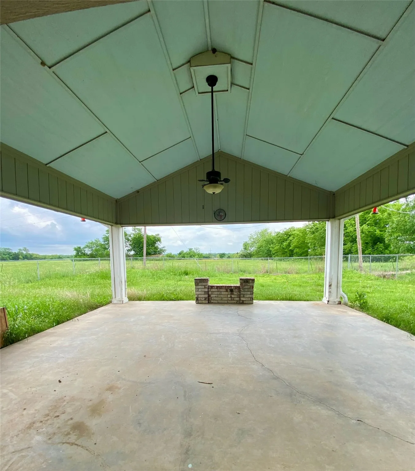 Back patio 14x19x12