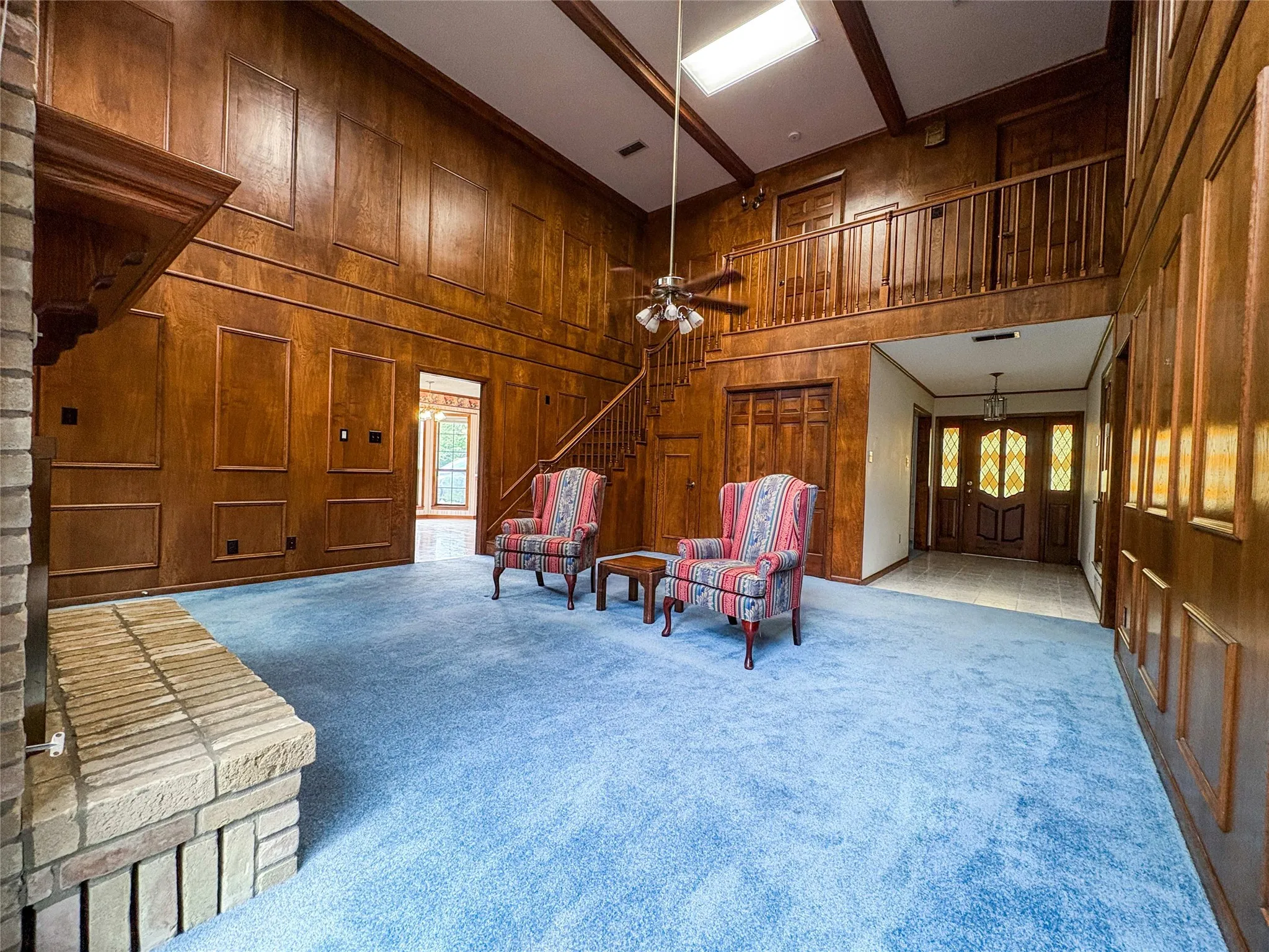 ADDITIONAL VIEW OF LIVING ROOM