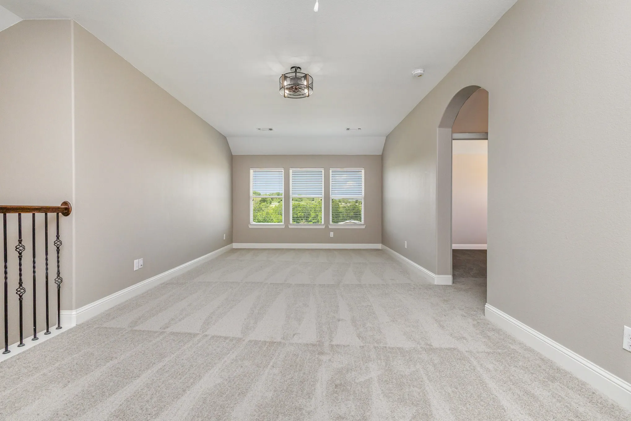 Single Family Residence For Sale in Collin County , 3933 Clear Water Lane, Nevada, Texas 75173, 4 Bedroom, 3 Bathroom, 2 Garage spaces, 2,819 Sqft, built in 2017, Preowned, mls#20913509, Real Estate Agent in Nevada, Homes For Sale in Collin county, Homes For Sale in Nevada, Realtor in Nevada Texas, Real Estate Brokerage Independent Realty Texas, Luminita Cordes Realtor