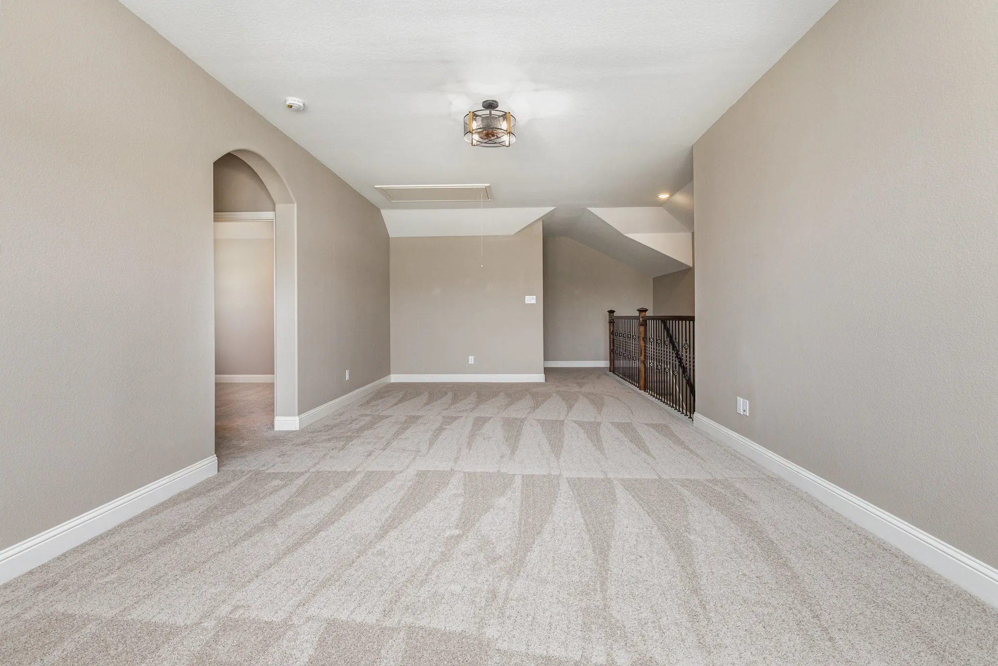 Single Family Residence For Sale in Collin County , 3933 Clear Water Lane, Nevada, Texas 75173, 4 Bedroom, 3 Bathroom, 2 Garage spaces, 2,819 Sqft, built in 2017, Preowned, mls#20913509, Real Estate Agent in Nevada, Homes For Sale in Collin county, Homes For Sale in Nevada, Realtor in Nevada Texas, Real Estate Brokerage Independent Realty Texas, Luminita Cordes Realtor